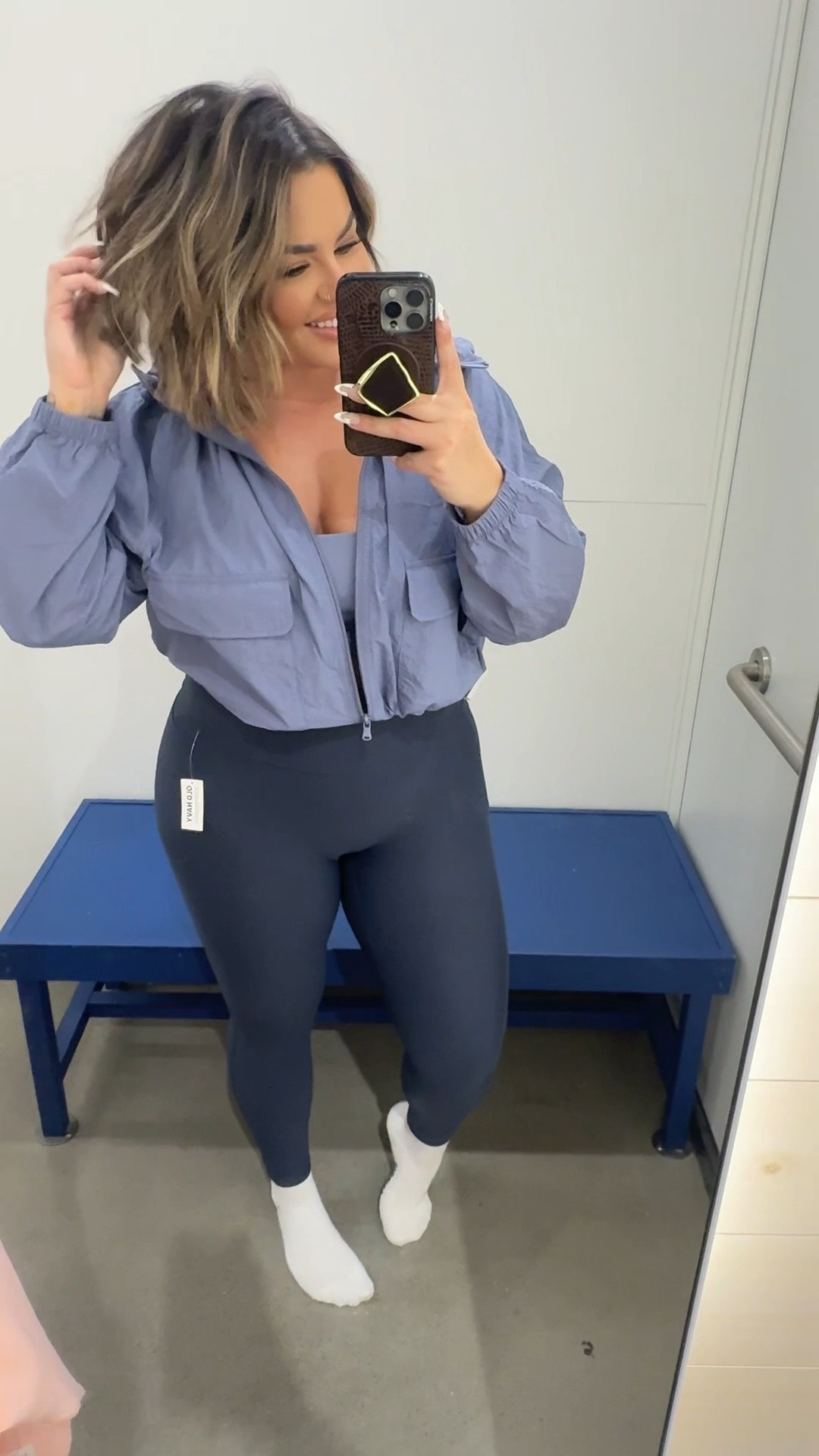 Old navy try on 

Yellow jacket M 
Yellow pants L 
Maroon leggings L ( size up if between sizes) 
Grey top L 
Maroon vest L 
Navy legging with stripe L runs big 
Navy bra xl 
Cream sweatshirt L 
Pink sweatshirt M 
Pink sweatpants L ( see thru get darker colors in these. They are super soft like Spanx air essentials) 
Black jacket L 
Black leggings L runs small size up if between sizes 
Navy leggings L size up if between sizes 
Blue bra xl 
Blue wind breaker jacket M
Blue oversized sweatshirt XL 
Blue bra xl 
Blue leggings L runs big 
Pink leggings L runs small if between sizes size up 
Pink bra xl 
Pink wind breaker jacket M 
Floral sweatshirt L 
#activewear #oldnavy #midsize 

#LTKFindsUnder50 #LTKActive #LTKMidsize