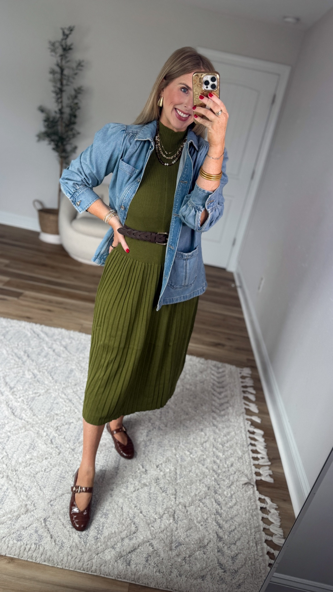 Weekend Walmart Wins try-on 
Puff sleeve chore jacket- small
Pleated sleeveless sweater dress- small

#LTKootd