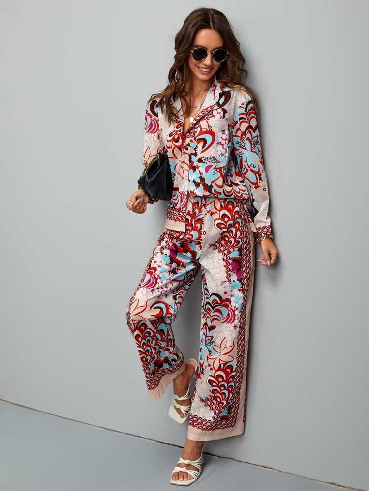 Graphic Print Blouse With Wide Leg Pants | SHEIN
