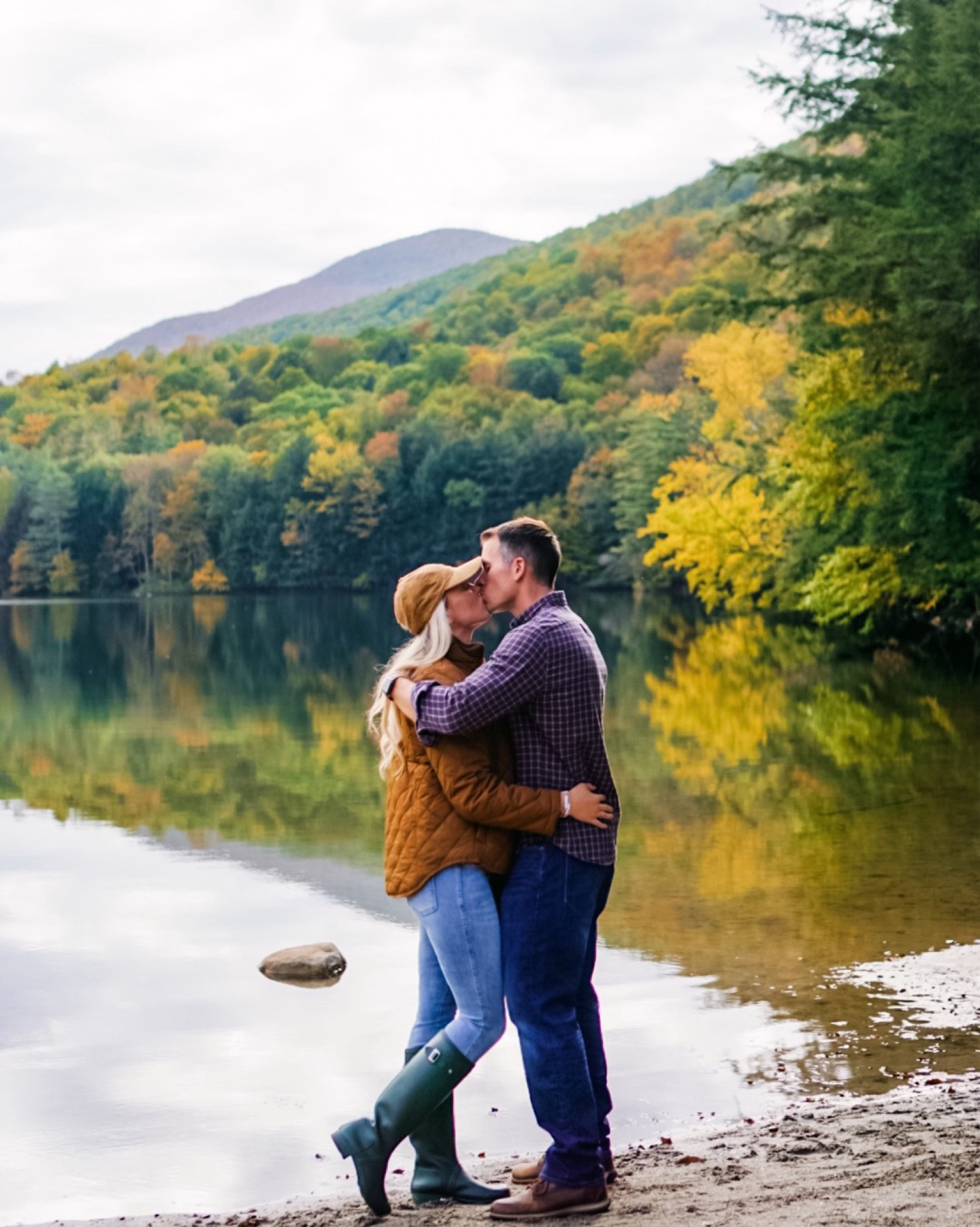 Fall outfit, fall hiking outfit 

#LTKunder100 #LTKSeasonal #LTKsalealert