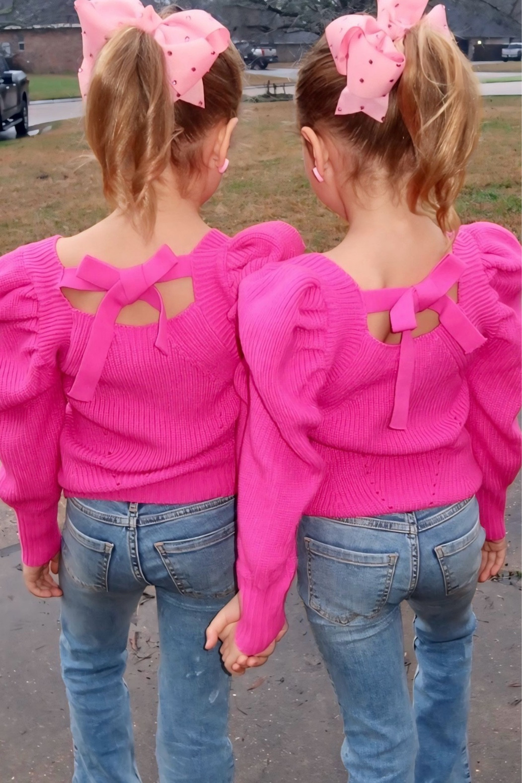 The bow detail on this sweater is my favorite😍

Pink, bows, hot pink, sweaters, jeans, denim, knit, puffy shoulders, puff sleeves, rhinestone bow, Gianni Bini, Dillards, Abercrombie, high waisted, flare,



#LTKKids #LTKStyleTip #LTKMostLoved