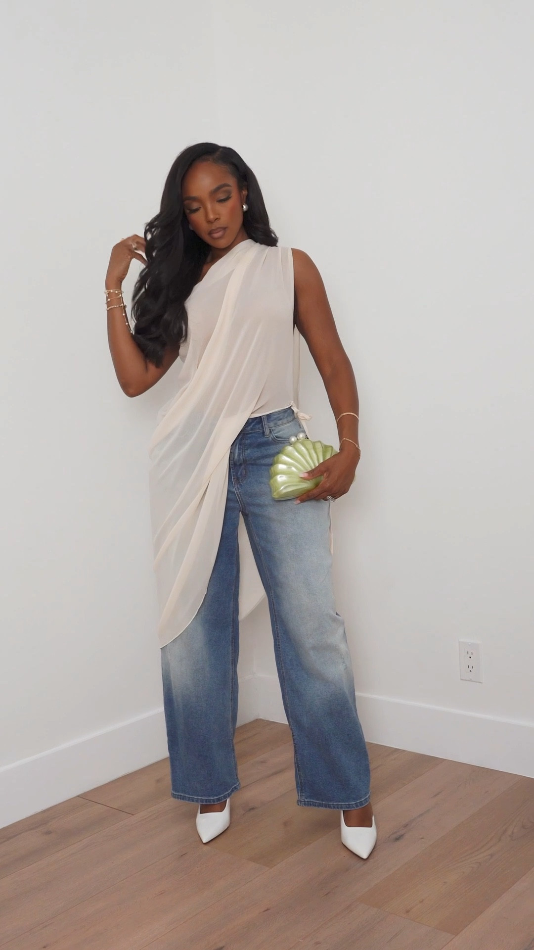 Spring Vibes but make it Boho 

Top can be worn multiple ways. I’m 5’4. 140lbs. Pants are a medium.

Denim boho spring break brunch

#LTKFindsUnder100 #LTKU #LTKFestival