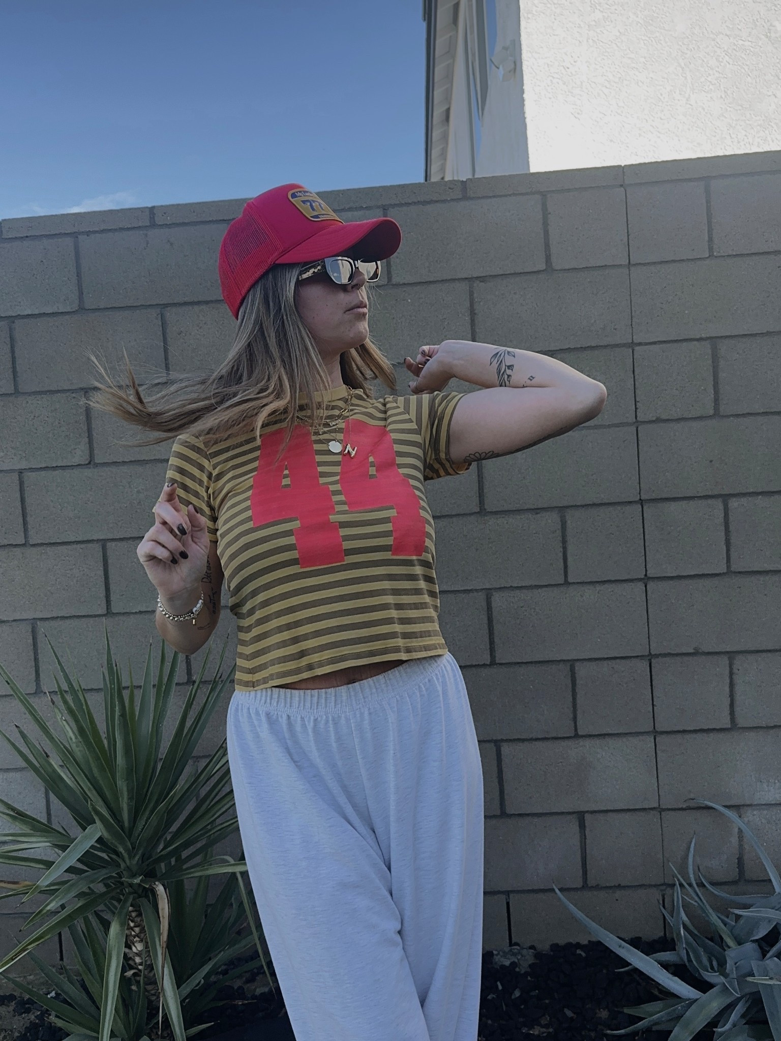 vintage inspired baby tee 
size : m