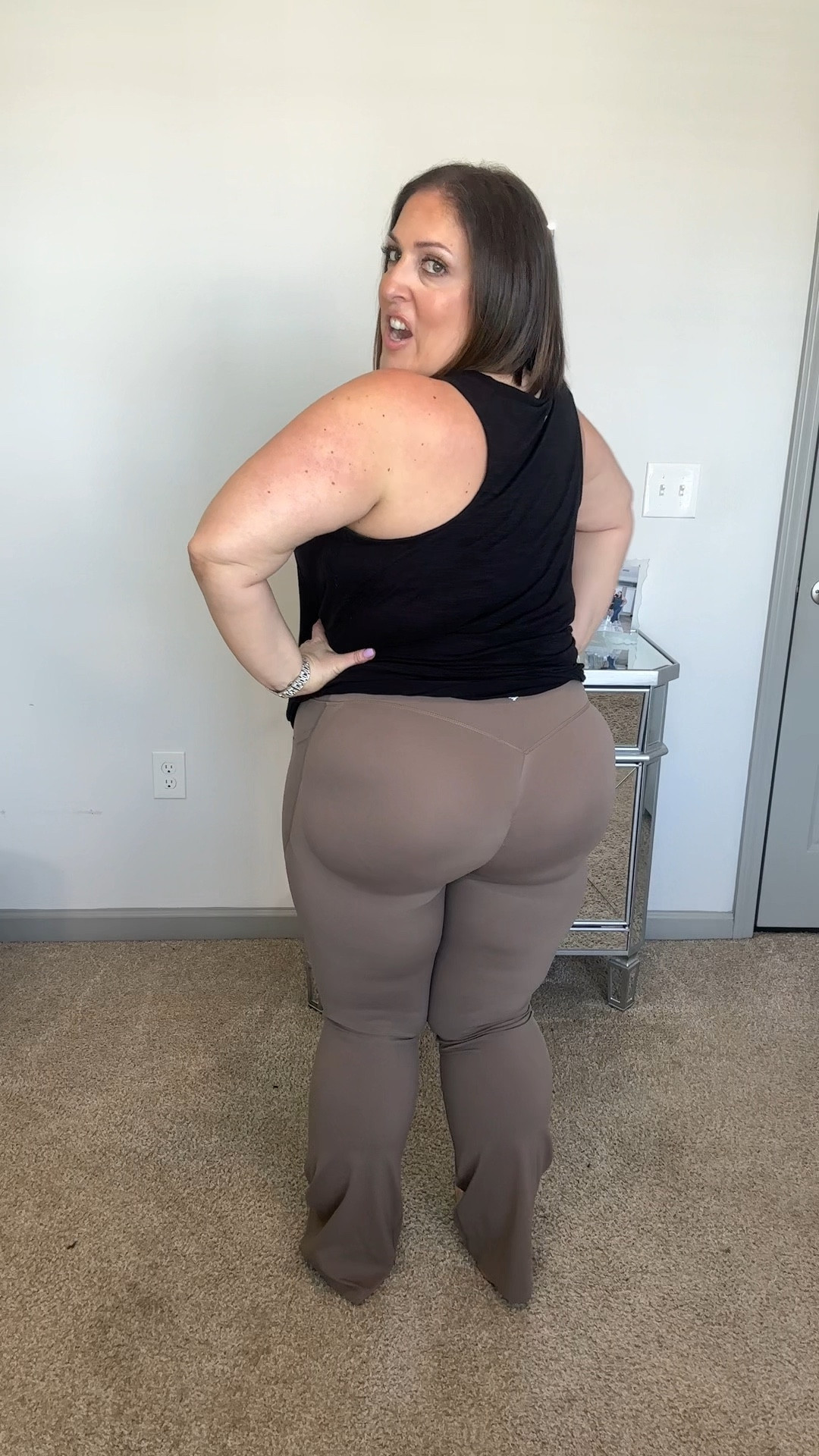No Booty? No problem. These leggings do all the work for you 🍑🔥 #InstantCurves 

#bbleffect #snatched #halara #halaraeveryday #ThickLeggings #gymglowup #waistsnatched #legginghack #SquatProof #curvesfordays #fitnessfashion #nobblneeded 

#LTKOver40 #LTKPlusSize #LTKFindsUnder50