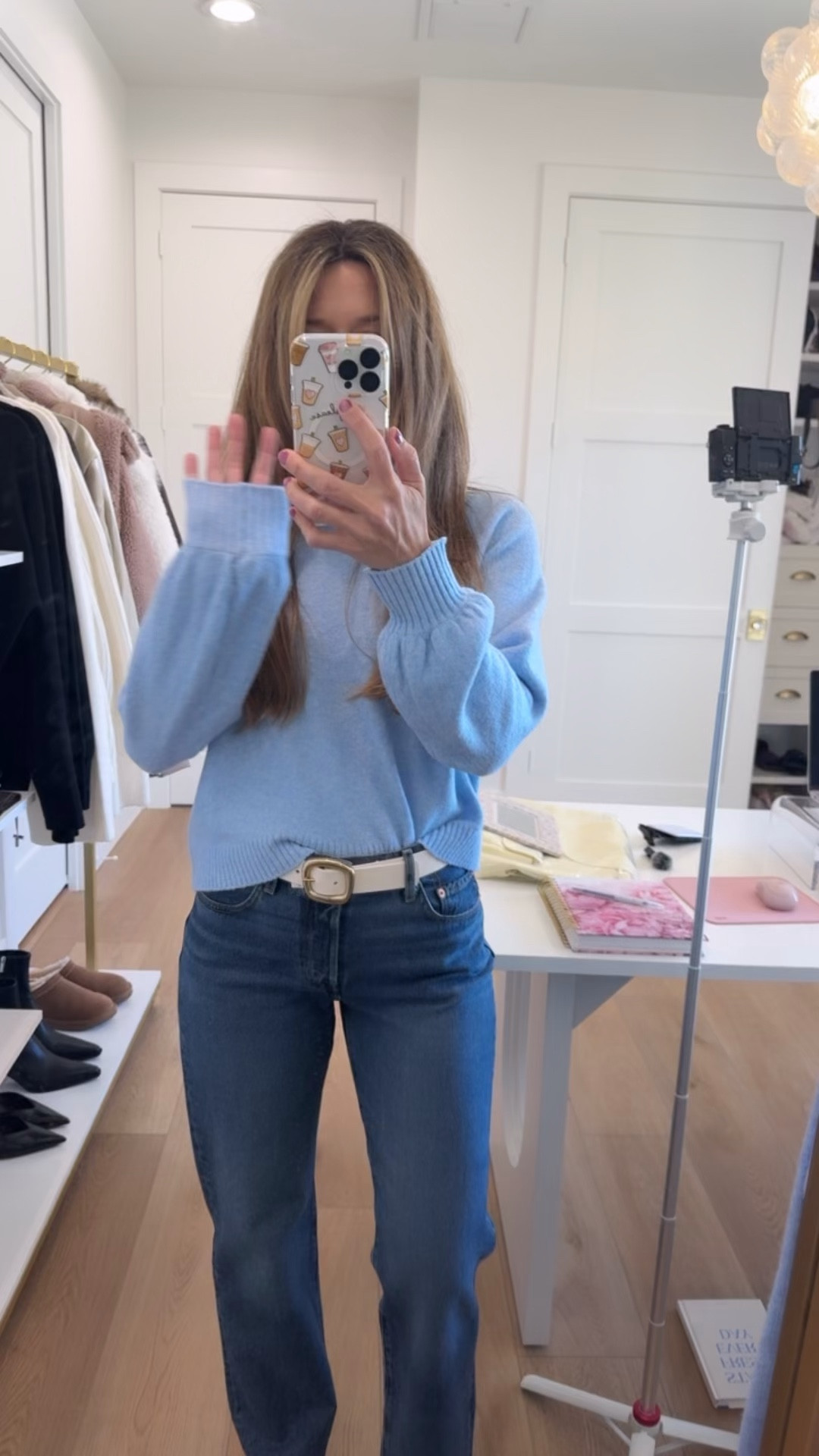 Styling @Levi's 501 90s jeans size 26 x 30
Sweater small 
Belt xs
Flats 8

#LTKSeasonal #LTKOver40