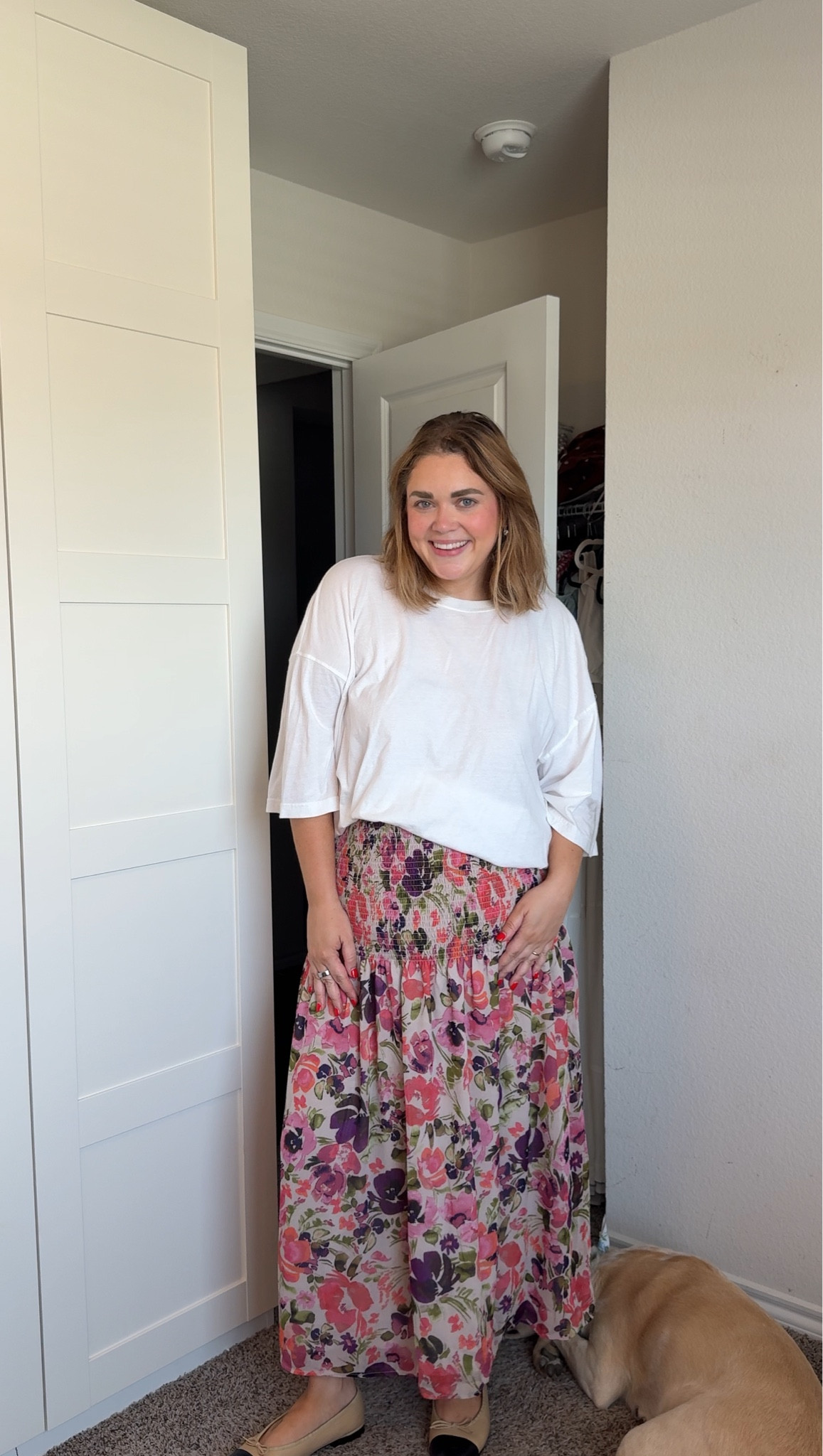 Easy drop waist skirt outfit inspo. Wearing xl in skirt and large in tee.

#LTKSaleAlert #LTKootd