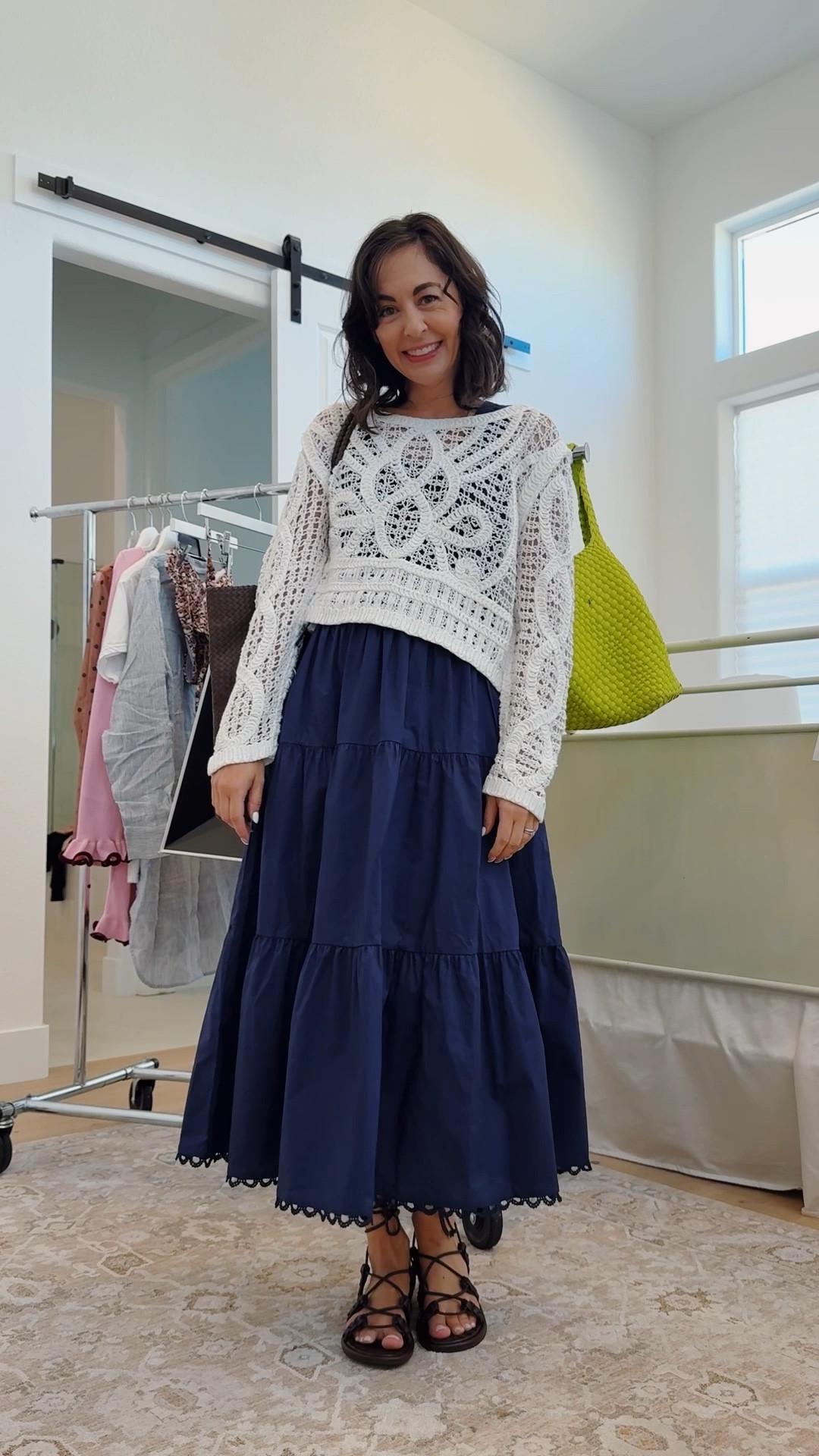 Holy chic haute mama look of the day 

#LTKStyleTip #LTKFindsUnder100