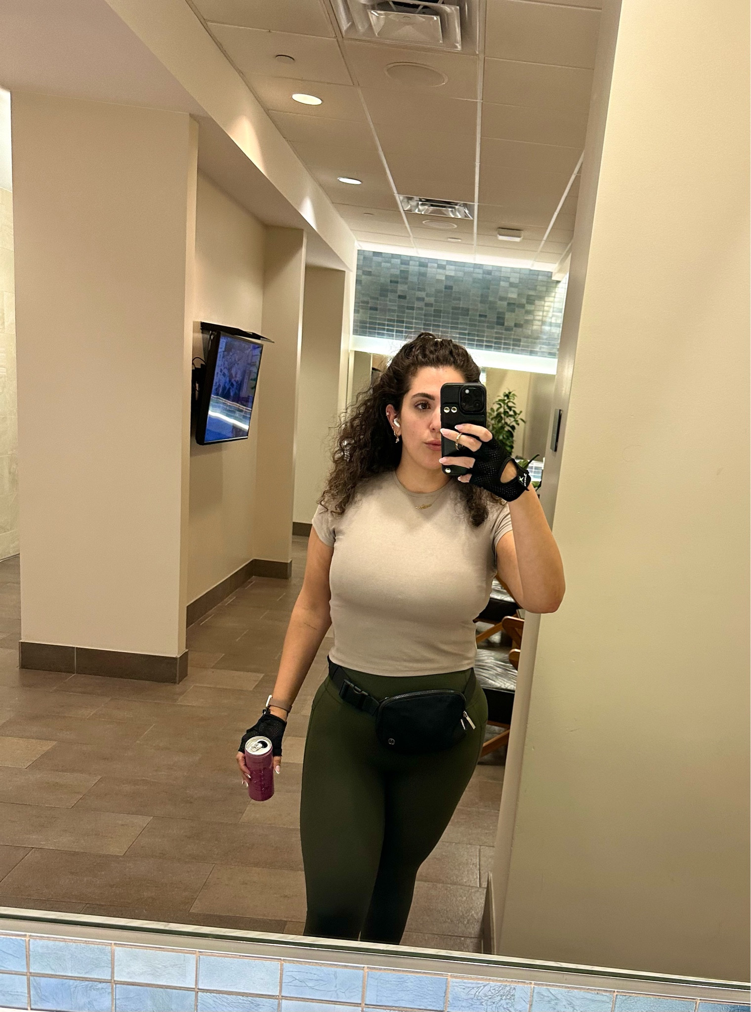 My favorite snacks and supplements during my weight loss journey that’s helped me stay in a calorie deficit while hitting my protein goals

#LTKFindsUnder50 #LTKActive #LTKFitness
