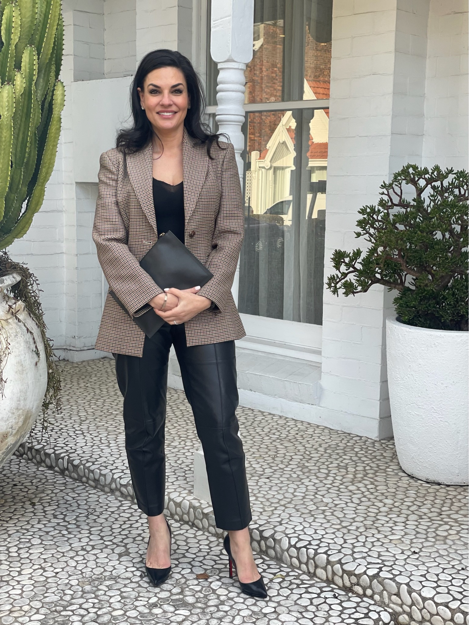 A love a classic blazer and this look from Season 2 of RHOS was one of my faves. Click to shop similar pieces ❤️