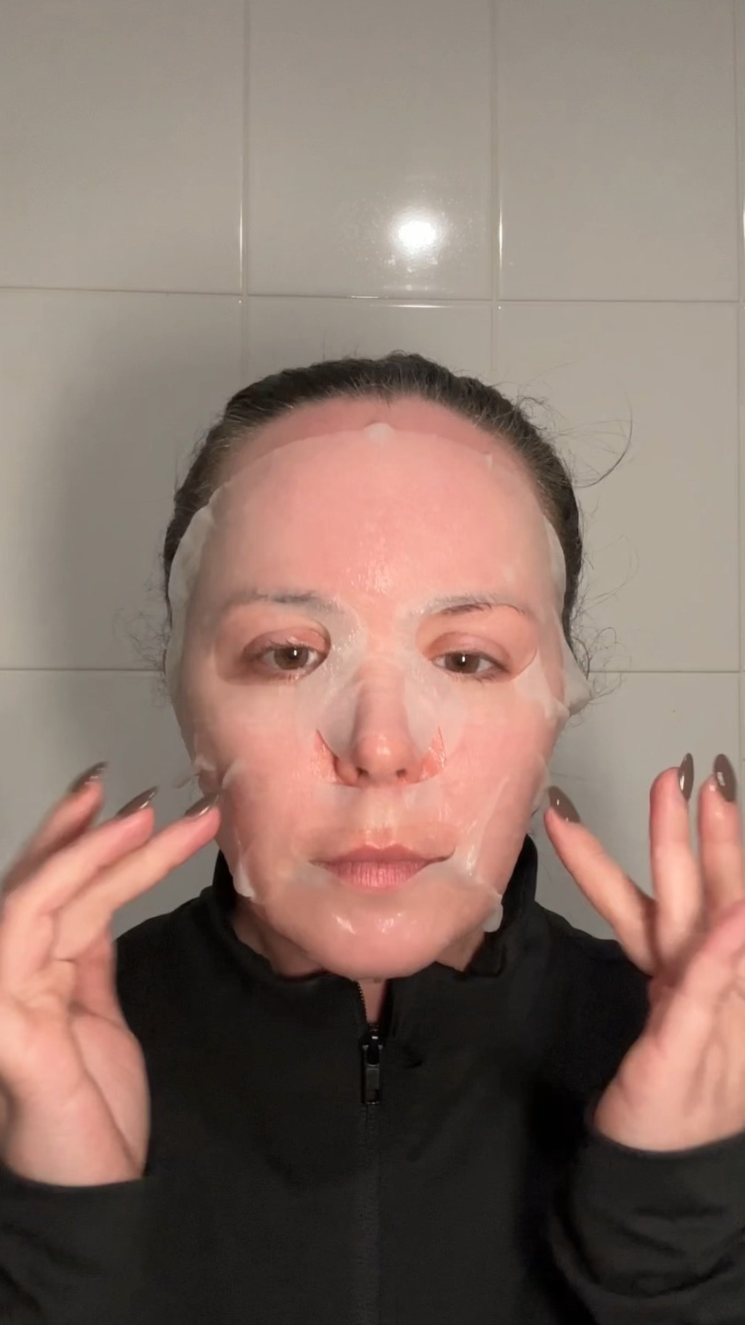 Sheet mask hack to get even juicier skinn

#LTKaustralia #LTKbeauty