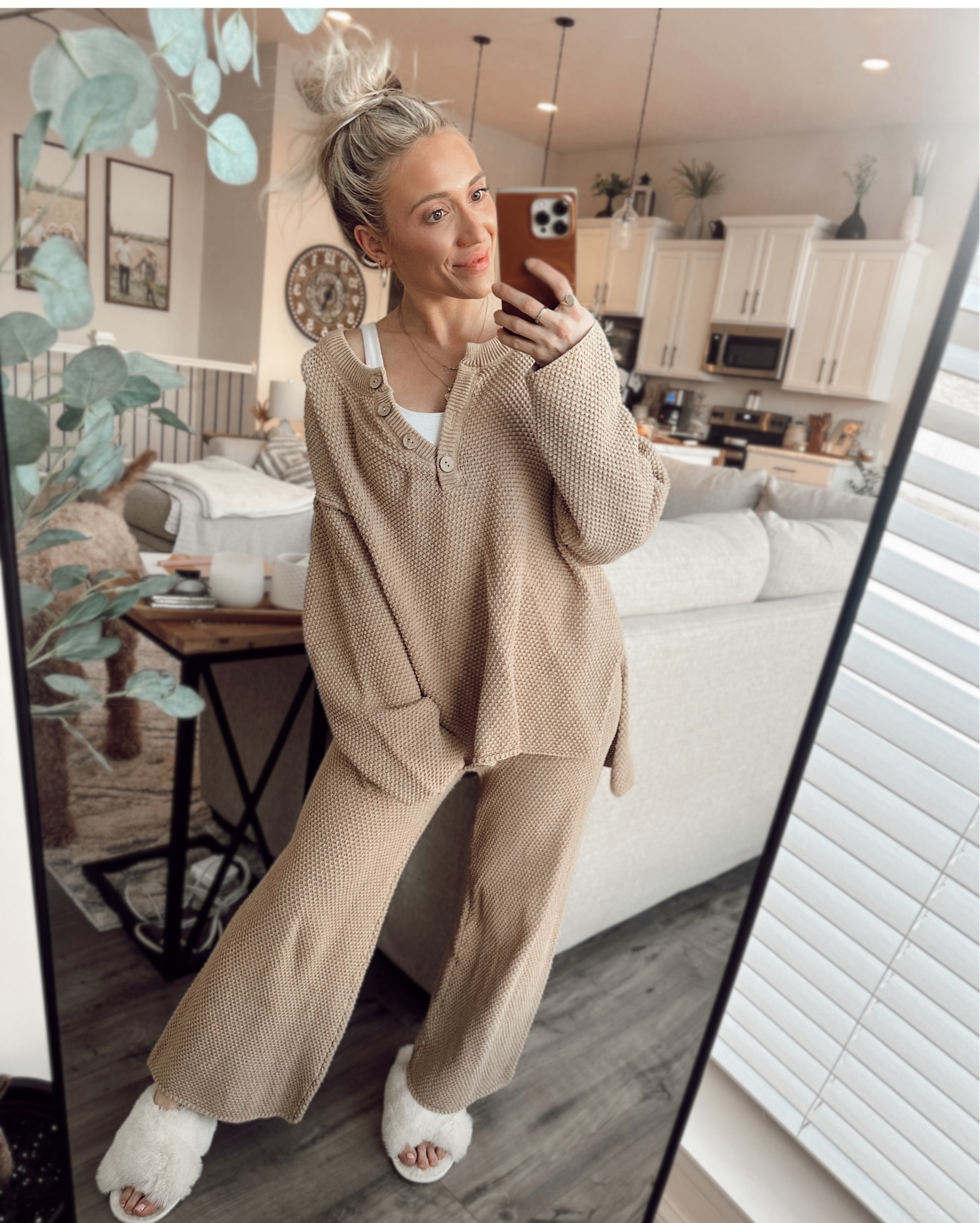 One of my favorite sets from free people - size XS!! she’s bump friendly too! Linking a ton of cutie sets! 

#LTKBump #LTKBaby #LTKU