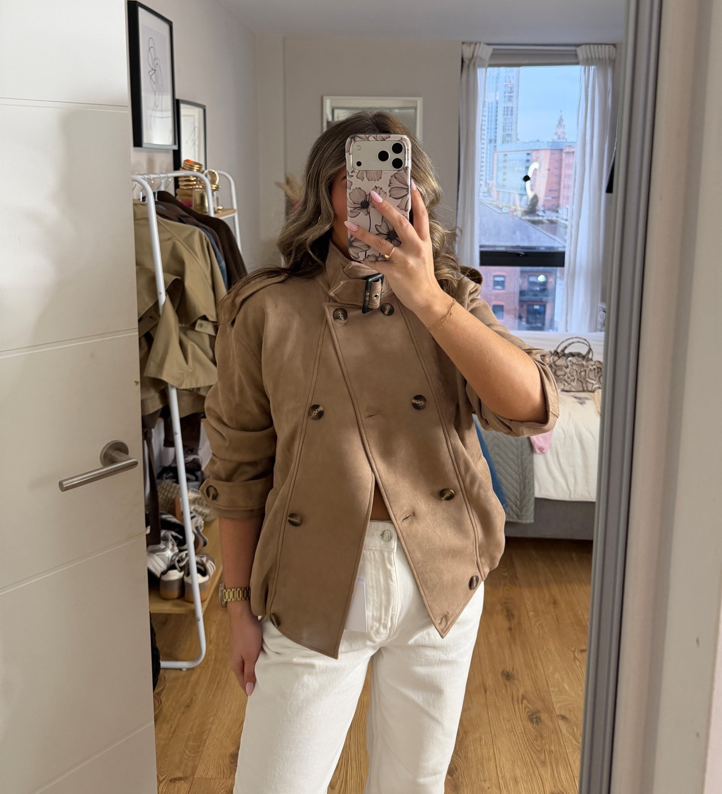 The perfect spring outfit 🤎

Jacket - size 10
Jeans - size 10 regular 

White jeans, wide leg jeans, spring denim, spring jacket, suede jacket 

#LTKjeans #LTKspring #LTKunboxing