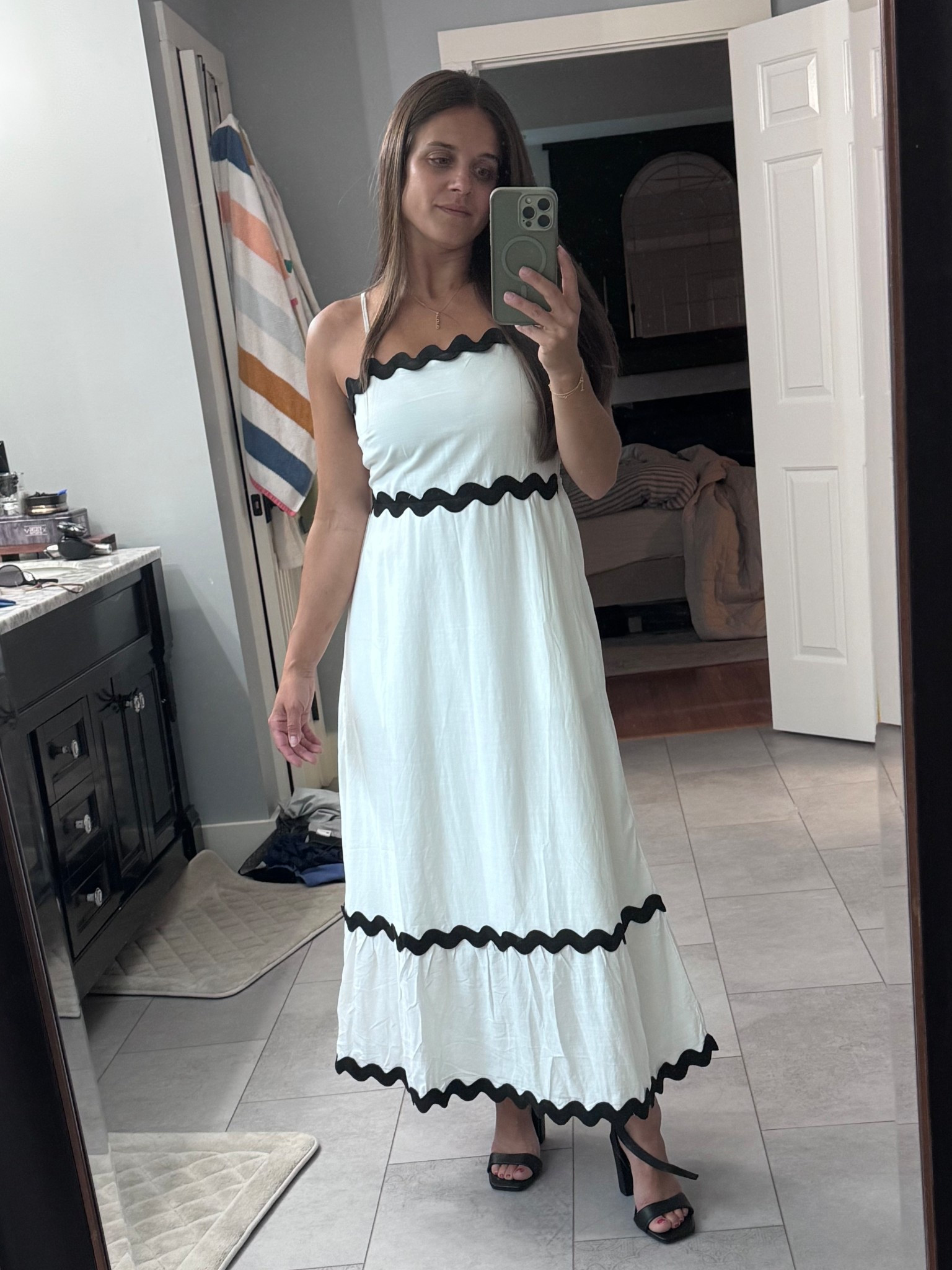 Perfect summer dress with ✨pockets!  
Lots of color options! 

#LTKU #LTKSeasonal #LTKFindsUnder50