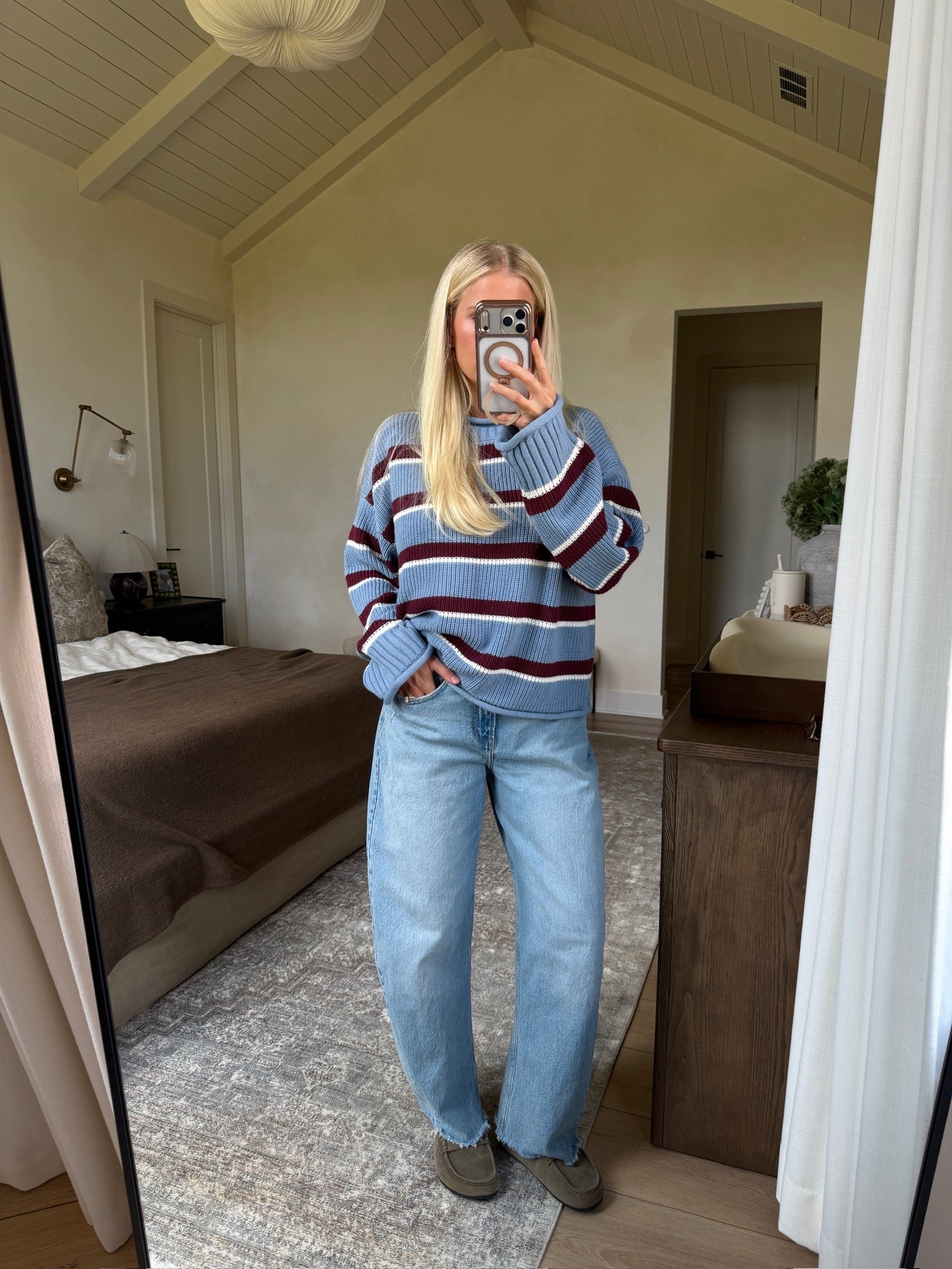SIZE: med in sweater (blue stripe), 29 reg in jeans (light wash - sized up for pp), shoes run tts - linked similar! #kathleenpost

Fall transition outfit, postpartum outfit, Abercrombie haul, Abercrombie denim sale

#LTKootd #LTKSaleAlert