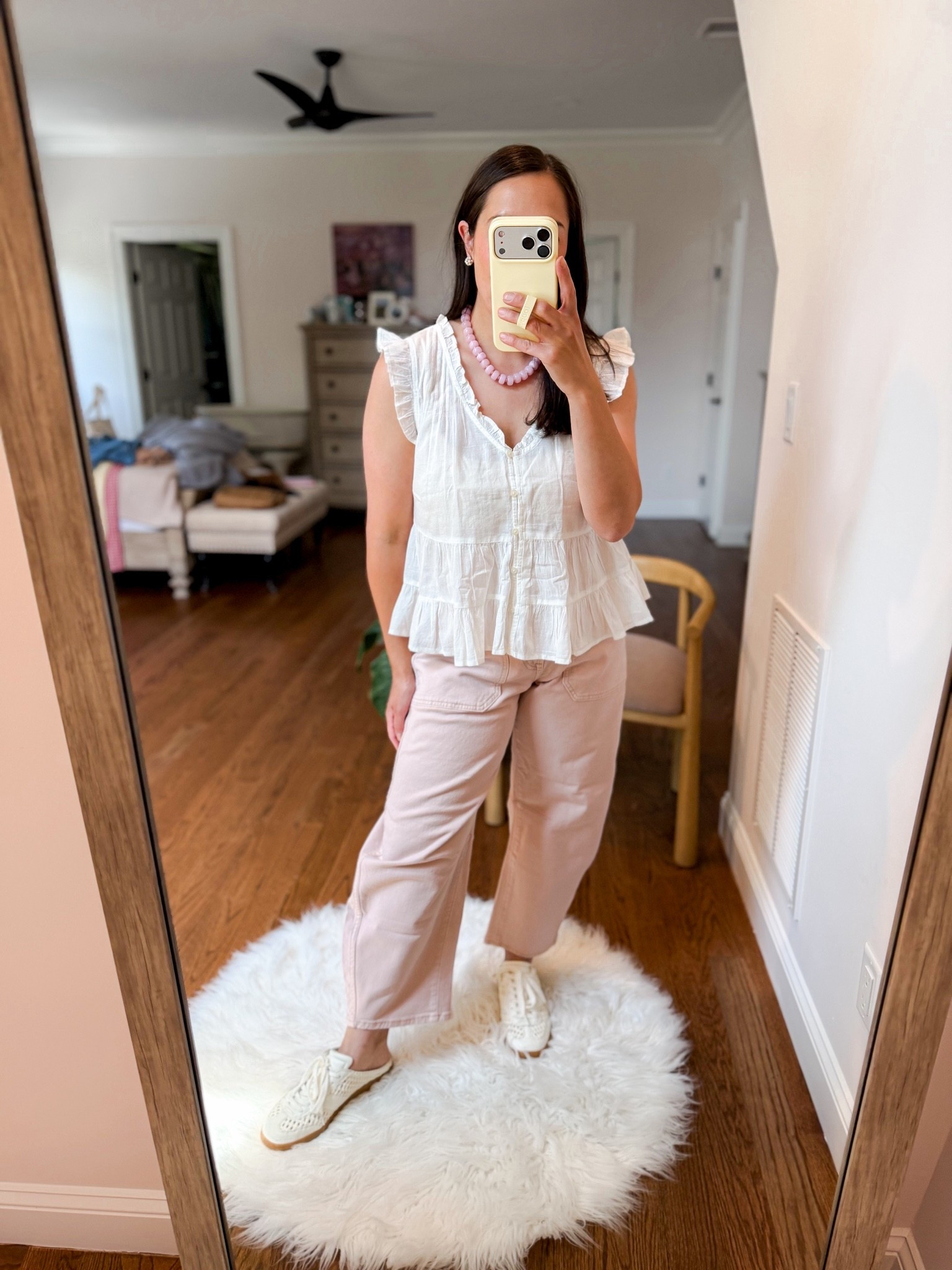 Gap factory finds
Top: small
Jeans: 6 shorts

#LTKSaleAlert #LTKmomlife #LTKPetite