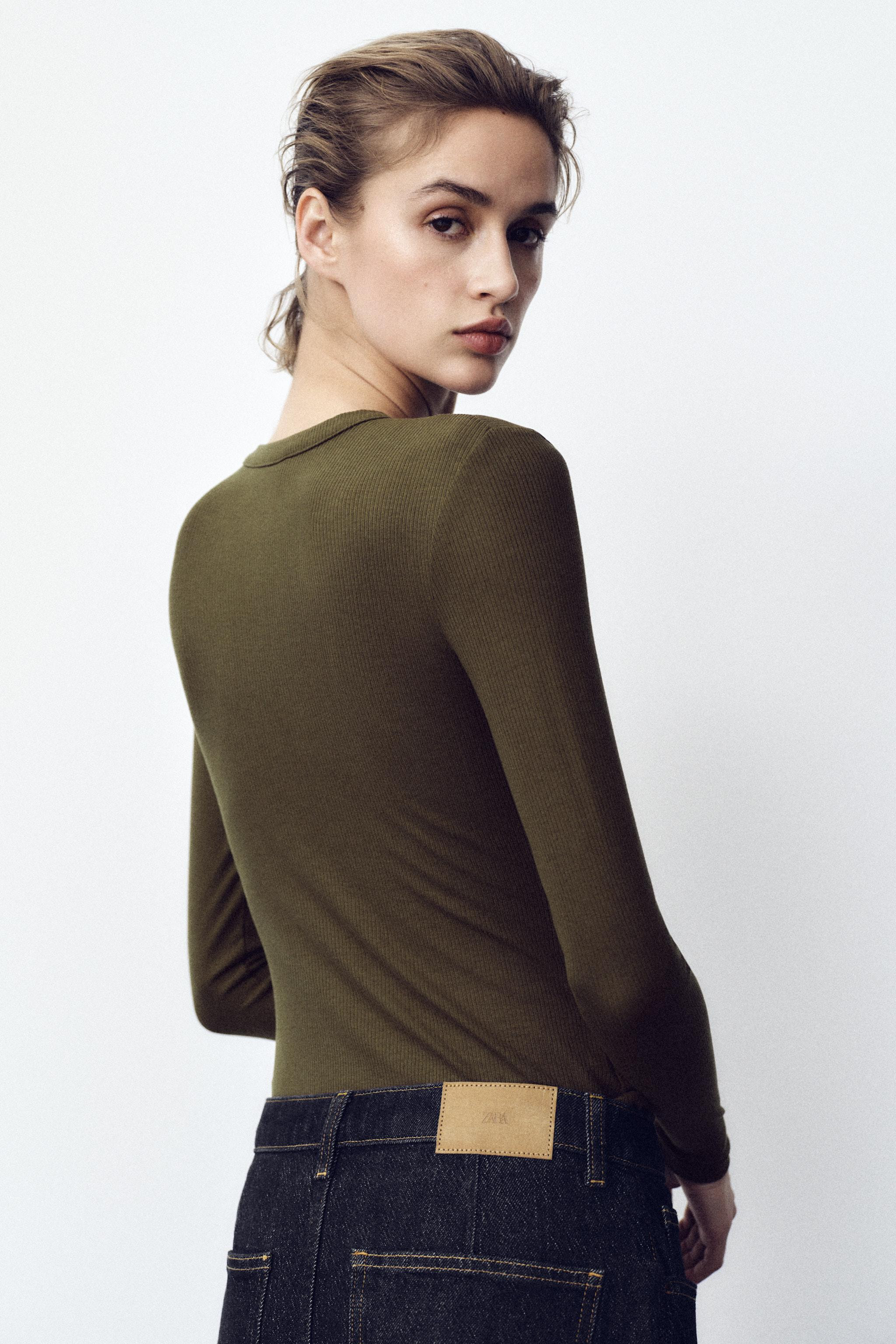 BUTTONED RIBBED T-SHIRT | Zara UK