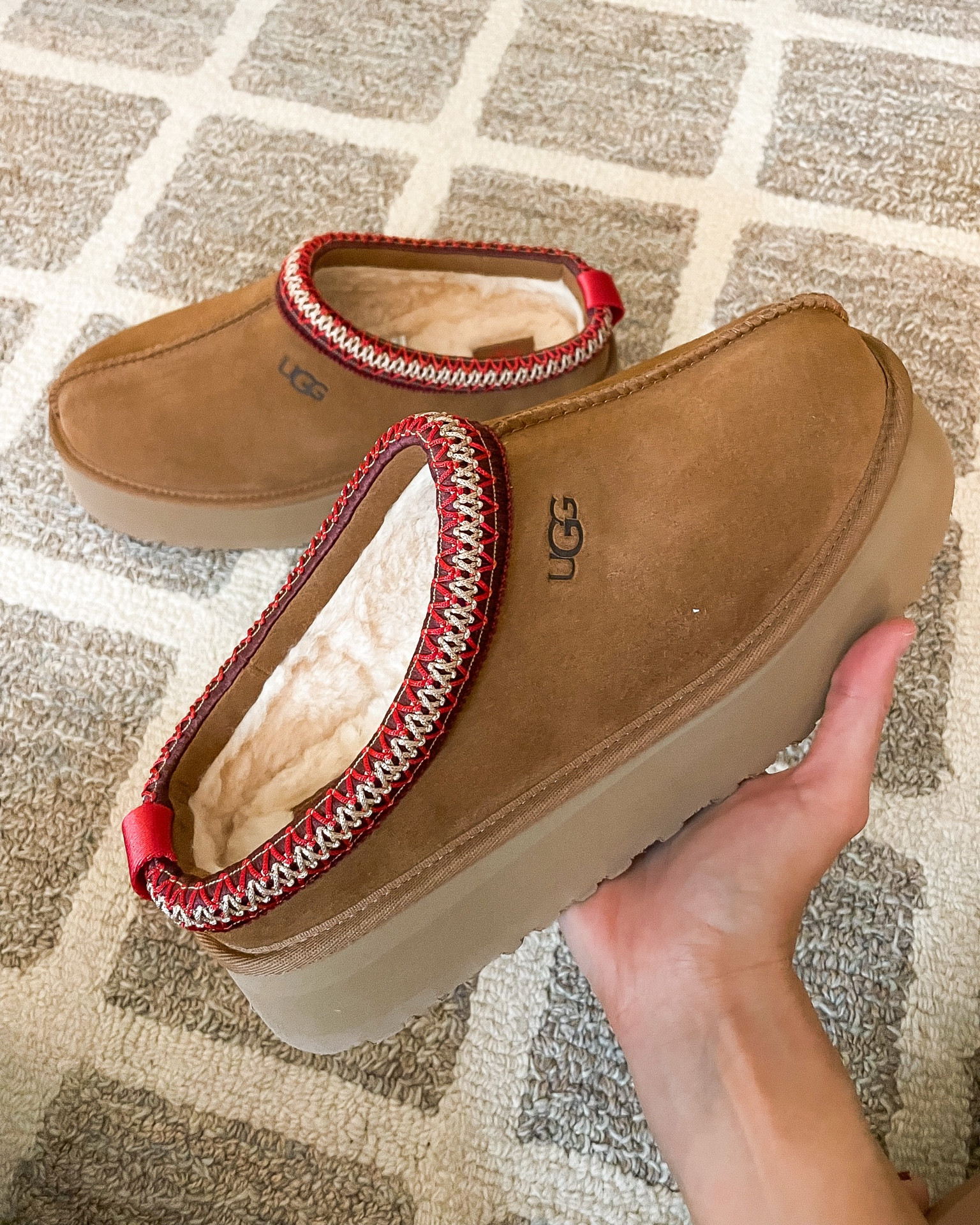 Ugg tazz slippers arrived! So comfy and fastest shipping ever! 

#LTKshoecrush