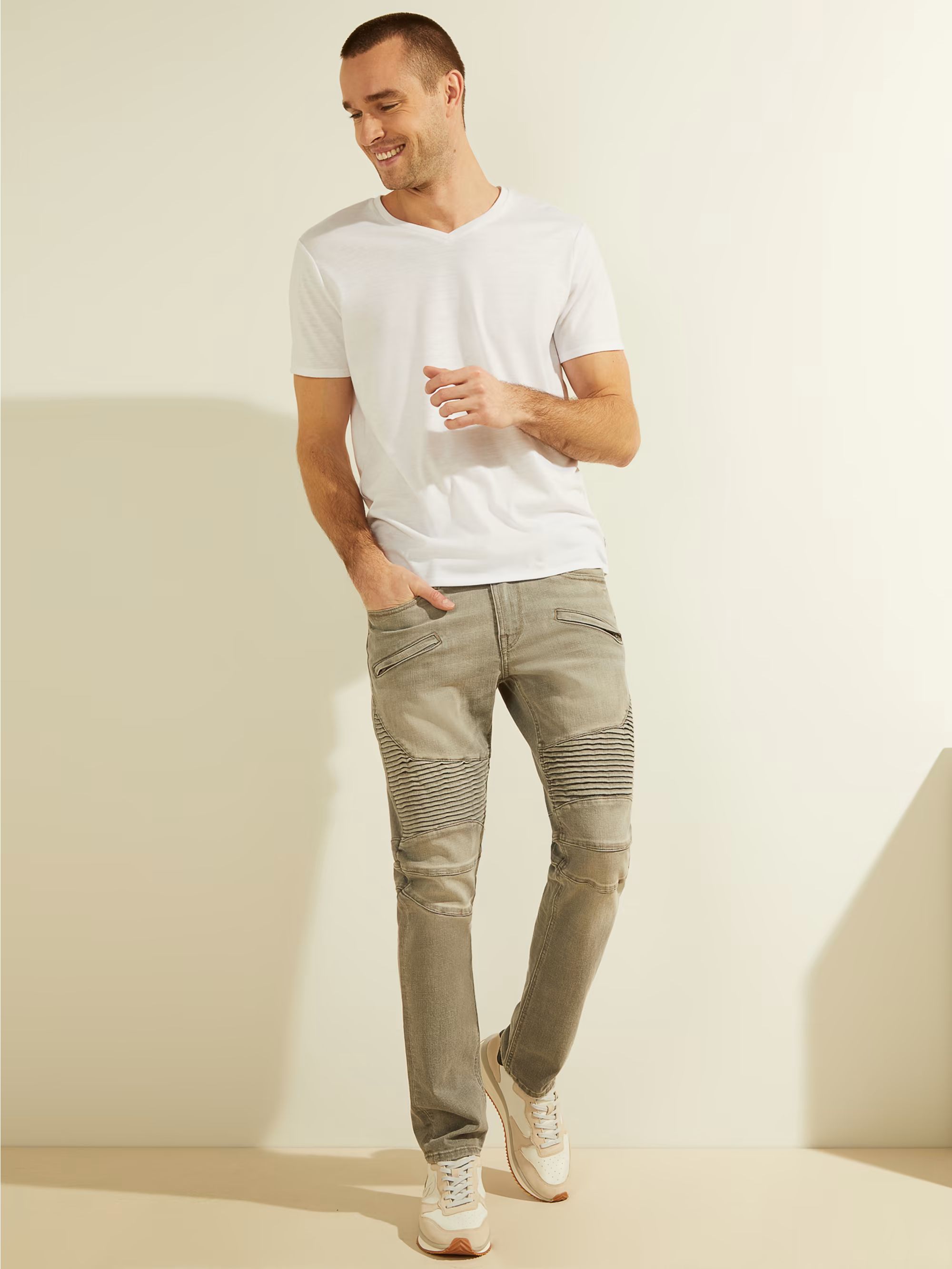 Slim Tapered Pintuck Moto Jeans | Guess (US)