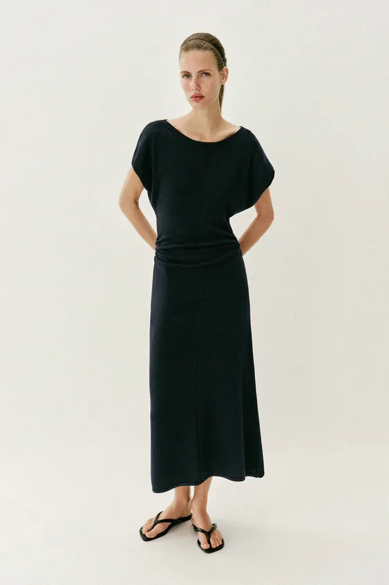 LONG KNIT DRESS WITH SIDE GATHERING | Zara UK