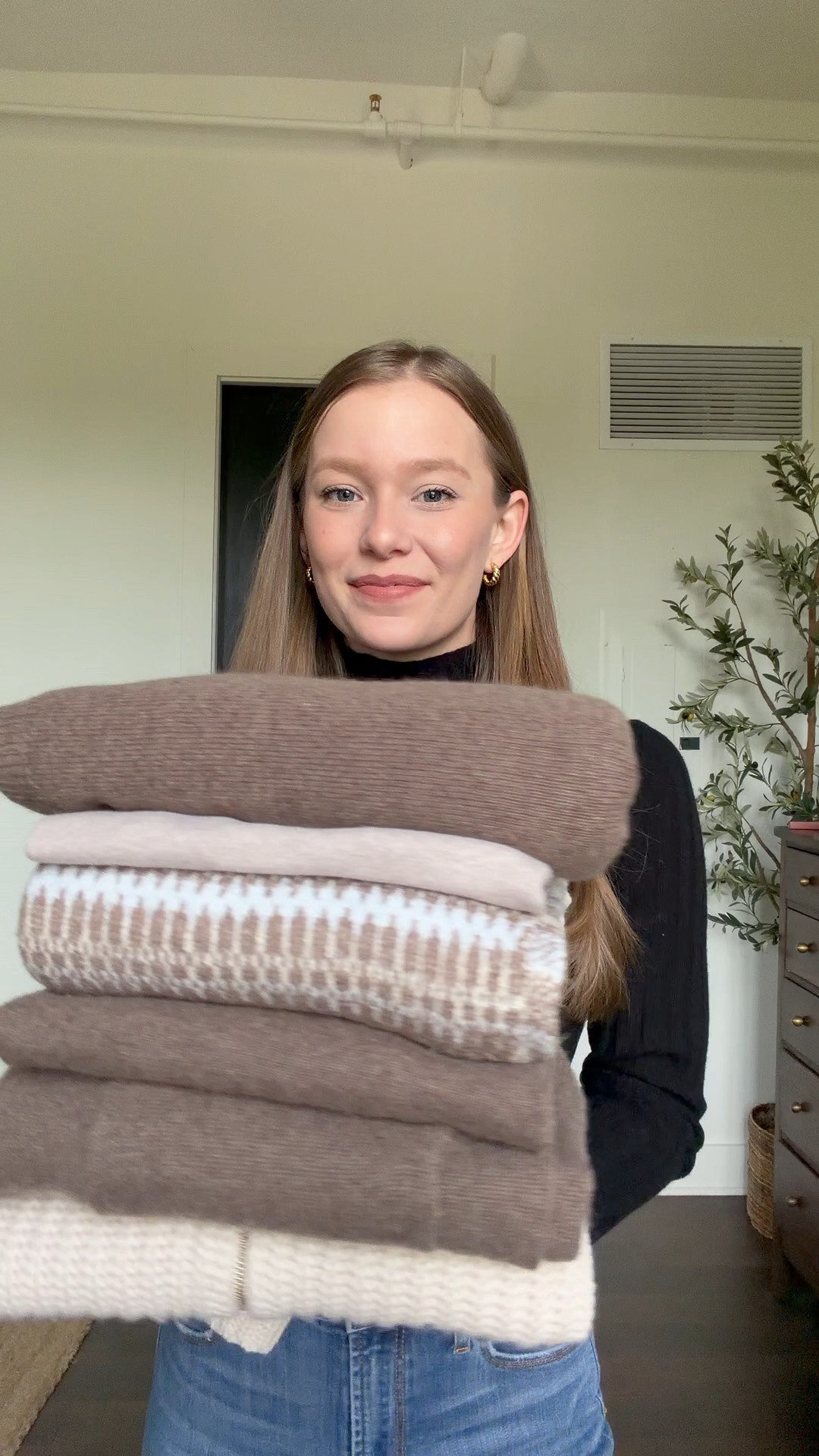 We all have that one person who feels impossible to shop for — the one who already seems to have everything under the sun. 😅 I’ve been there. But don’t worry… I’ve got you covered. #HWWpartner
I’ve raved about this @havenwellwithin before, and I’ll happily rave again, because Haven Well Within is truly one of my favorites. Their pieces are thoughtful, luxurious, and designed for elevated, everyday living. This cashmere set might be my all-time favorite gift idea from them. I’ve been wearing it nonstop since it arrived, and I’m absolutely traveling in it next month when we fly to NYC. It’s unbelievably comfortable, and I love that you can wear the pieces together or style them separately. And if you throw on their cashmere bomber jacket with it? Perfection. 🤌🏼Their sherpa booties are another amazing gift — I love the ankle height because they stay on so much better than typical slippers.
#HavenWellWithin #Ad #Itk #liketkit #Itkstyletip #ltkunder100 #slowliving #romantizeyourlife #styletips #outfitideas #slowmornings #wellness #sustainablefashion #traveloutfit #cashmere #elevatedstyle #nichegifts #giftideas #giftsforher #giftguide #uniquegifts #uniquegiftideas #winteroutfits #holidayoutfit

#LTKGiftGuide #LTKSaleAlert #LTKCyberWeek