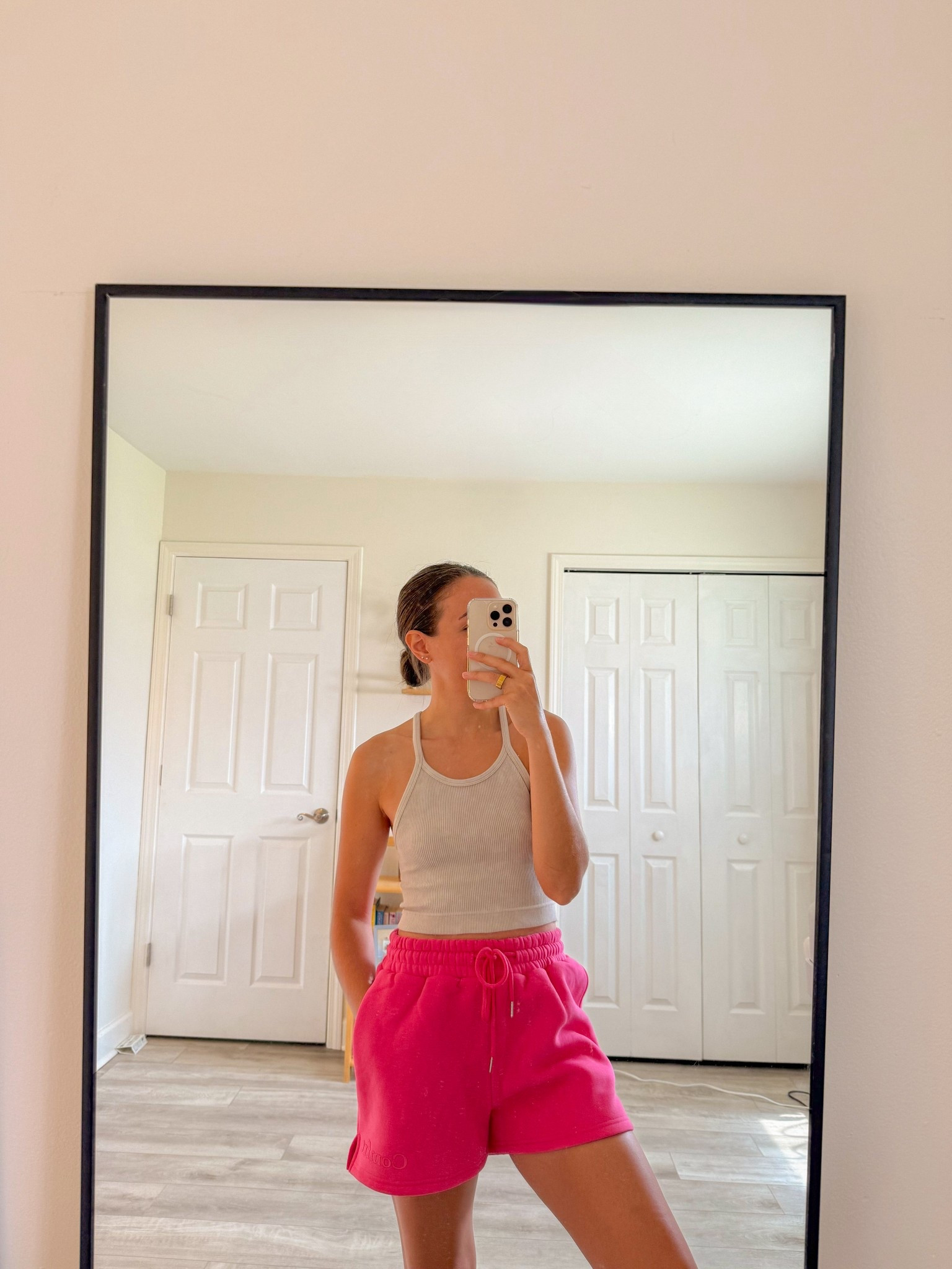 🏷️ currently on sale!

summer outfit, summer lounge shorts, pink outfit, pink shorts, sweat shorts, lounge shorts, casual summer outfit, comfrt shorts with pockets 

#LTKSummerEdit #LTKSaleAlert #LTKFindsUnder50