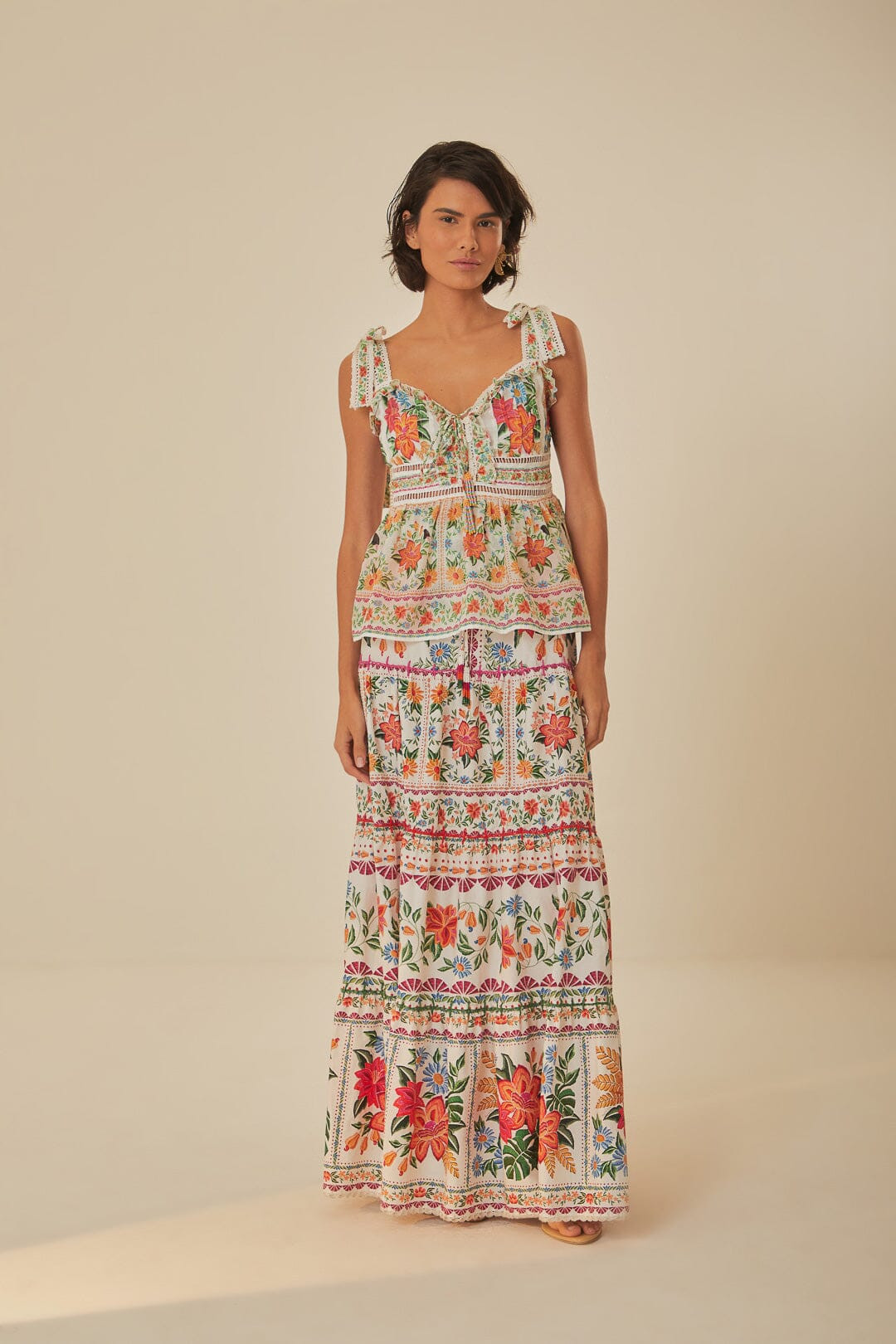 Off-White Bloom Garden Sleeveless Blouse | FarmRio (US)