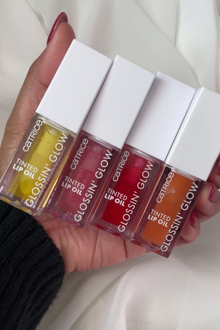 Get your gloss on with these color changing lip oils from Catrice Cosmetics 

#LTKbeauty #LTKfindsunder50