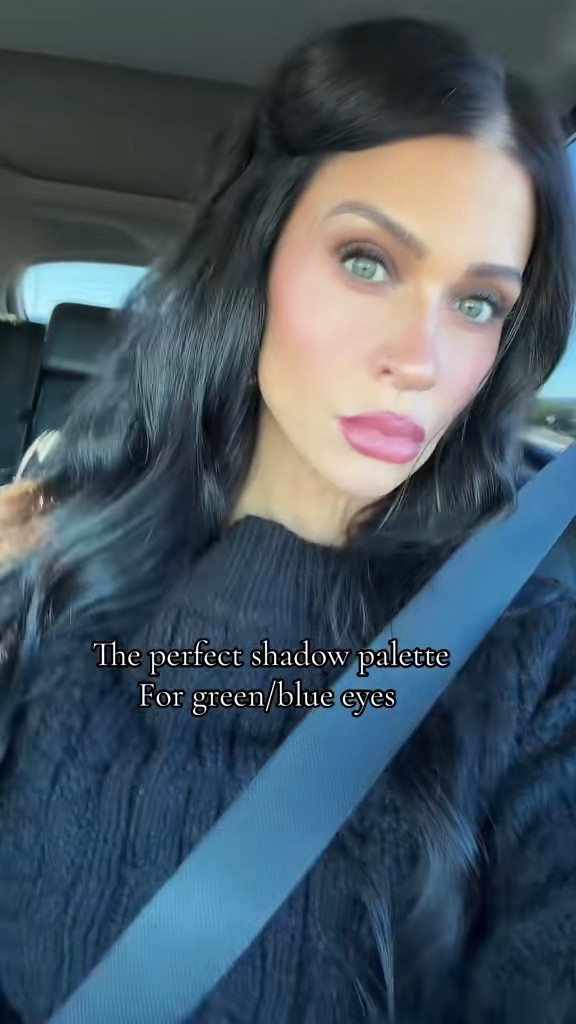 The prettiest shadows and my favorite lip combo ❤️

Too faced makeup
Drugstore makeup
Ulta 
Sephora
Affordable makeup
Bridal makeup
Family photos makeup


#LTKBeauty #LTKFindsUnder50