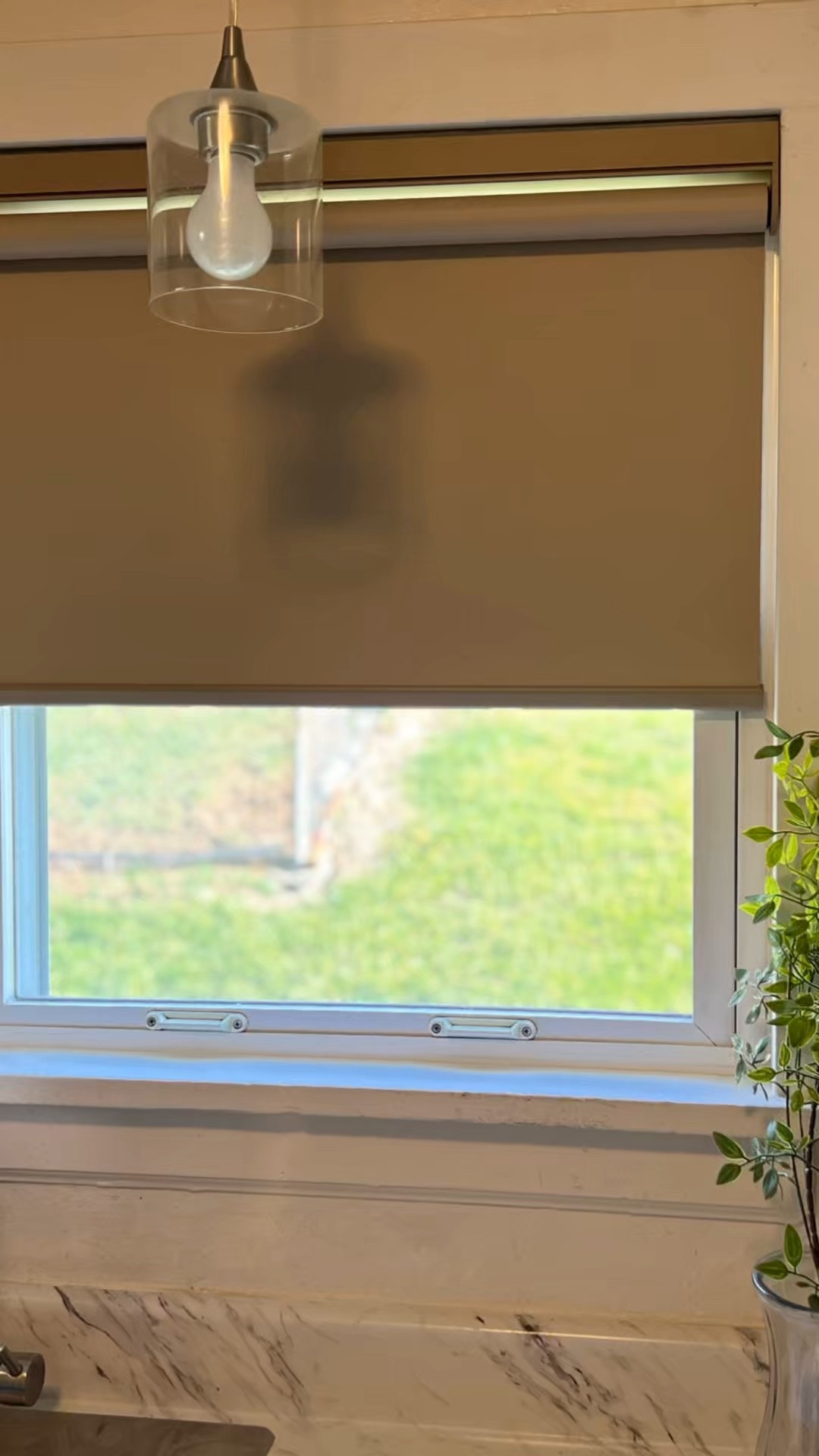 Hestia cordless no drill waterproof blinds to upgrade your kitchen and bathroom

#LTKHome #LTKFindsUnder100 #LTKCyberWeek