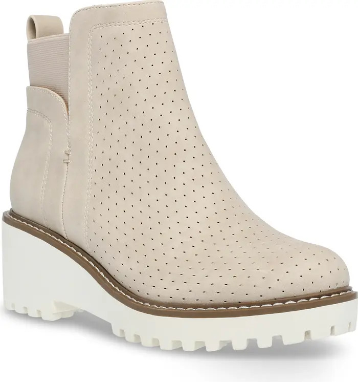 Rielle Lug Sole Chelsea Boot (Women) | Nordstrom Rack