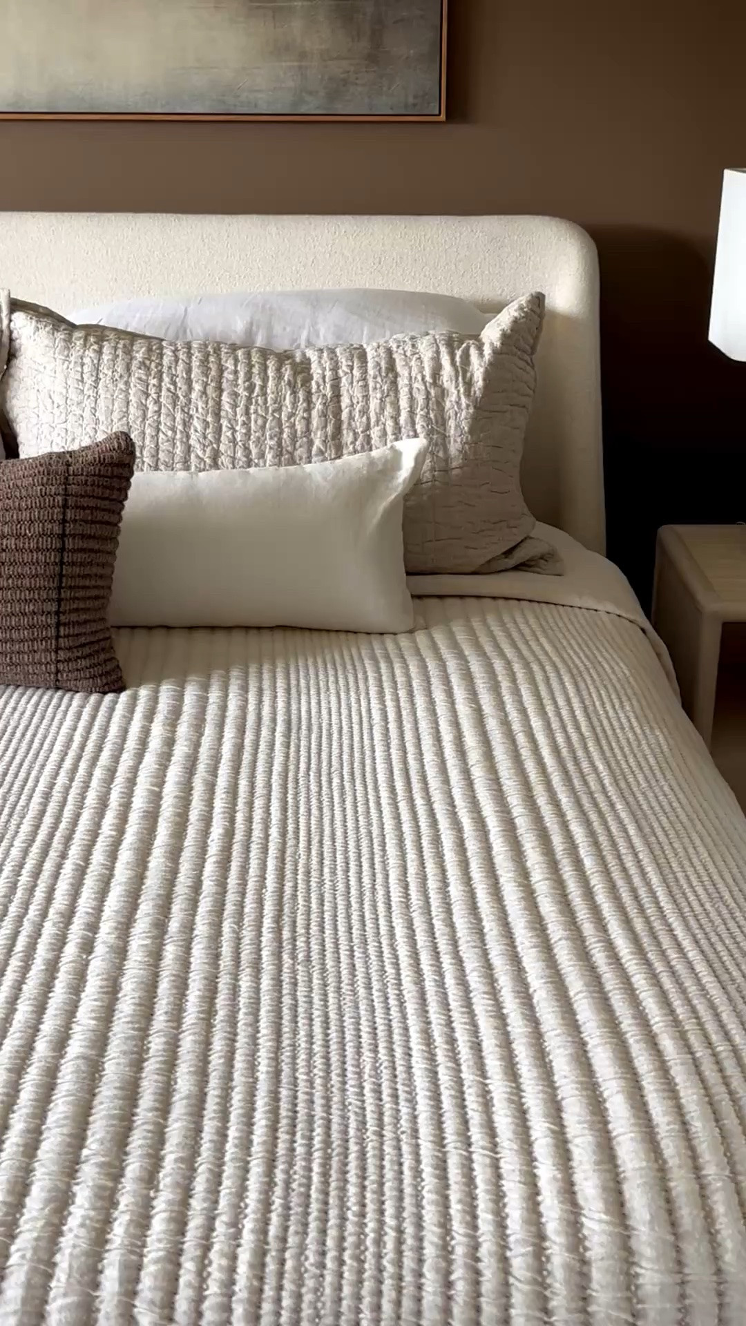 I can’t get over the great texture on this lightweight blanket! @Quince

#LTKmomlife #LTKmorningroutine #LTKHome