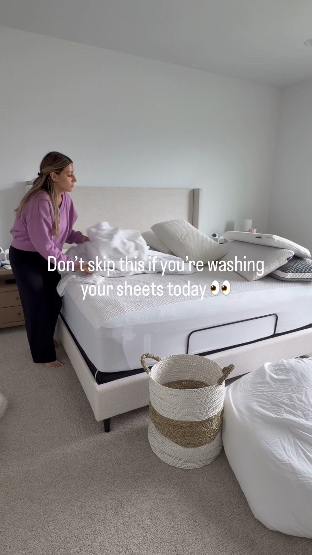 Fresh sheets day is one of the best feelings. 🤍✨

Whenever I’m washing our bedding, I always add Downy April Fresh. There is nothing better than climbing into freshly washed sheets that smell clean and fresh days later.

Shop through the link in my bio!

@downy

#DownyPartner #StartEveryDayFresh #ad #LaundryDay #BedroomRefresh #CleanSheets #HomeRoutine

#LTKdayinmylife #LTKmomlife #LTKHome