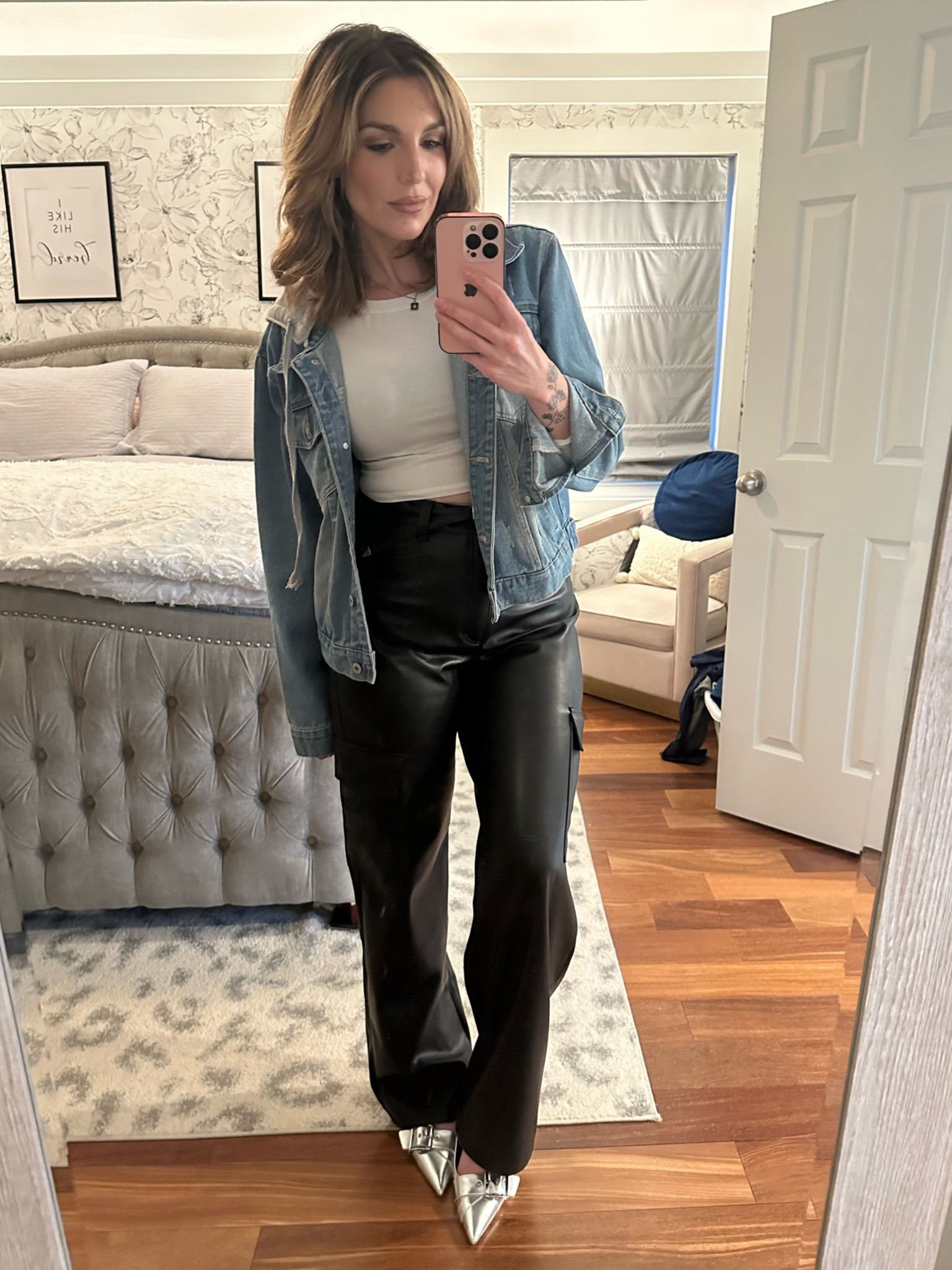 Slowly but surely getting out of the house! 

#LTKBeauty #LTKMidsize #LTKSeasonal