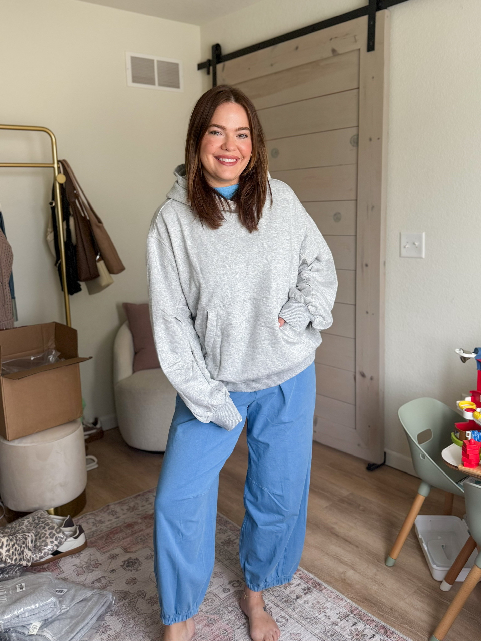 Summer to Fall transition Aerie look! 
Size M Sweatshirt 
Size M Pants 

#MidsizeFashion
#MidsizeStyle
#MidsizeMom
#MidsizeMomStyle
#MidsizeOutfits
#MidsizeOutfitInspo
#MomStyle
#MomOutfits
#MomFashion
#SummerToFall
#SummerToFallOutfits
#TransitionalOutfits
#FallTransitionOutfits
#SummerFallStyle
#EarlyFallOutfits
#FallOutfitInspo
#FallFashion
#FallStyle
#CasualMomStyle
#EverydayMomStyle
#EverydayOutfits
#CasualOutfits
#MomUniform
#RealMomStyle
#OutfitInspiration
 

 #LTKootd #LTKmomlife #LTKMidsize
