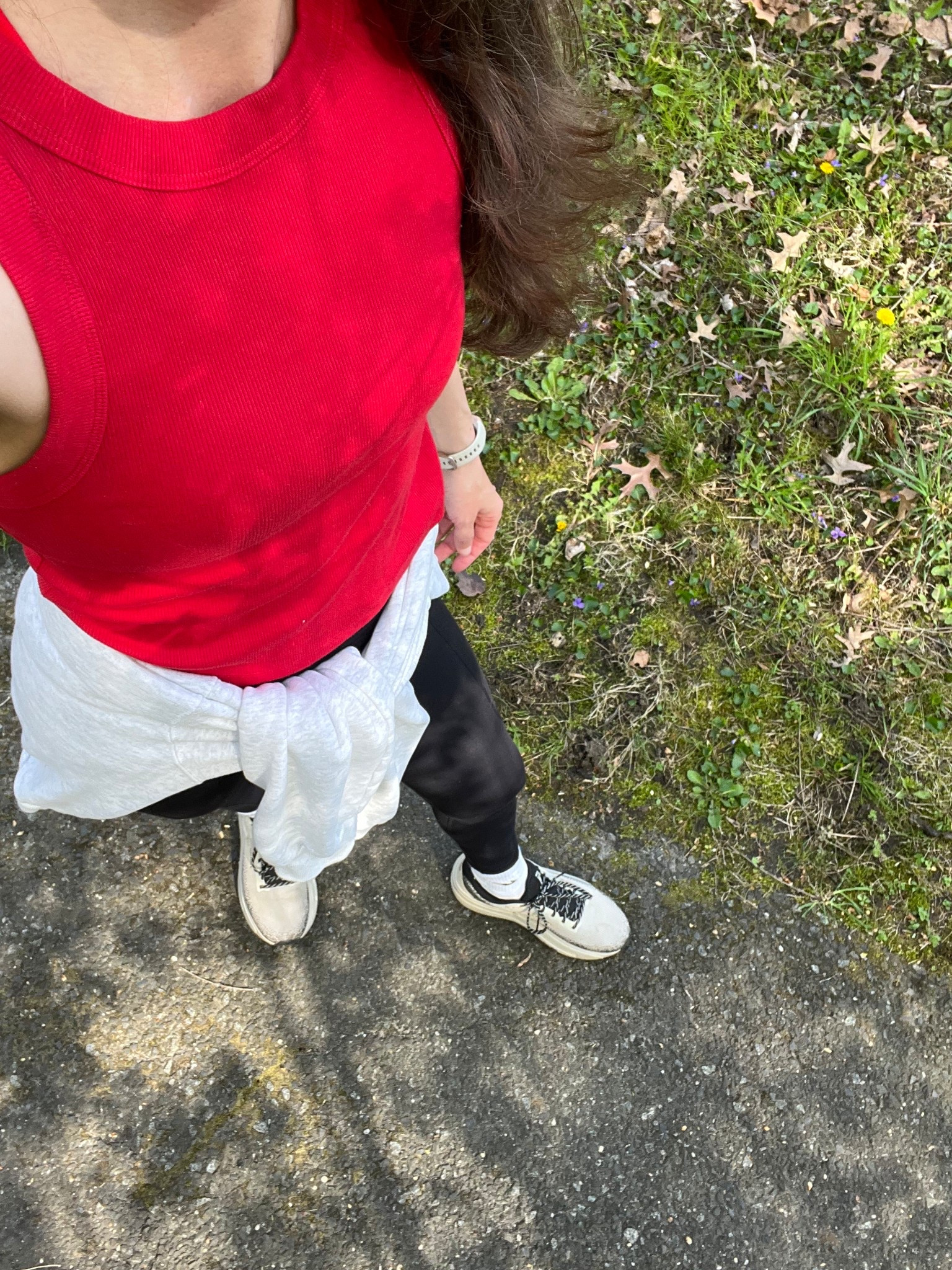 Waking outfit
Casual outfit 
Athleisure outfit 
Black leggings with pockets 
Tank tops
Brooks running shoes 
Sneakers
Sweatshirt outfit 
Athletic outfit 
Gym outfits 
Workout outfits 

#LTKActive #LTKShoeCrush #LTKStyleTip