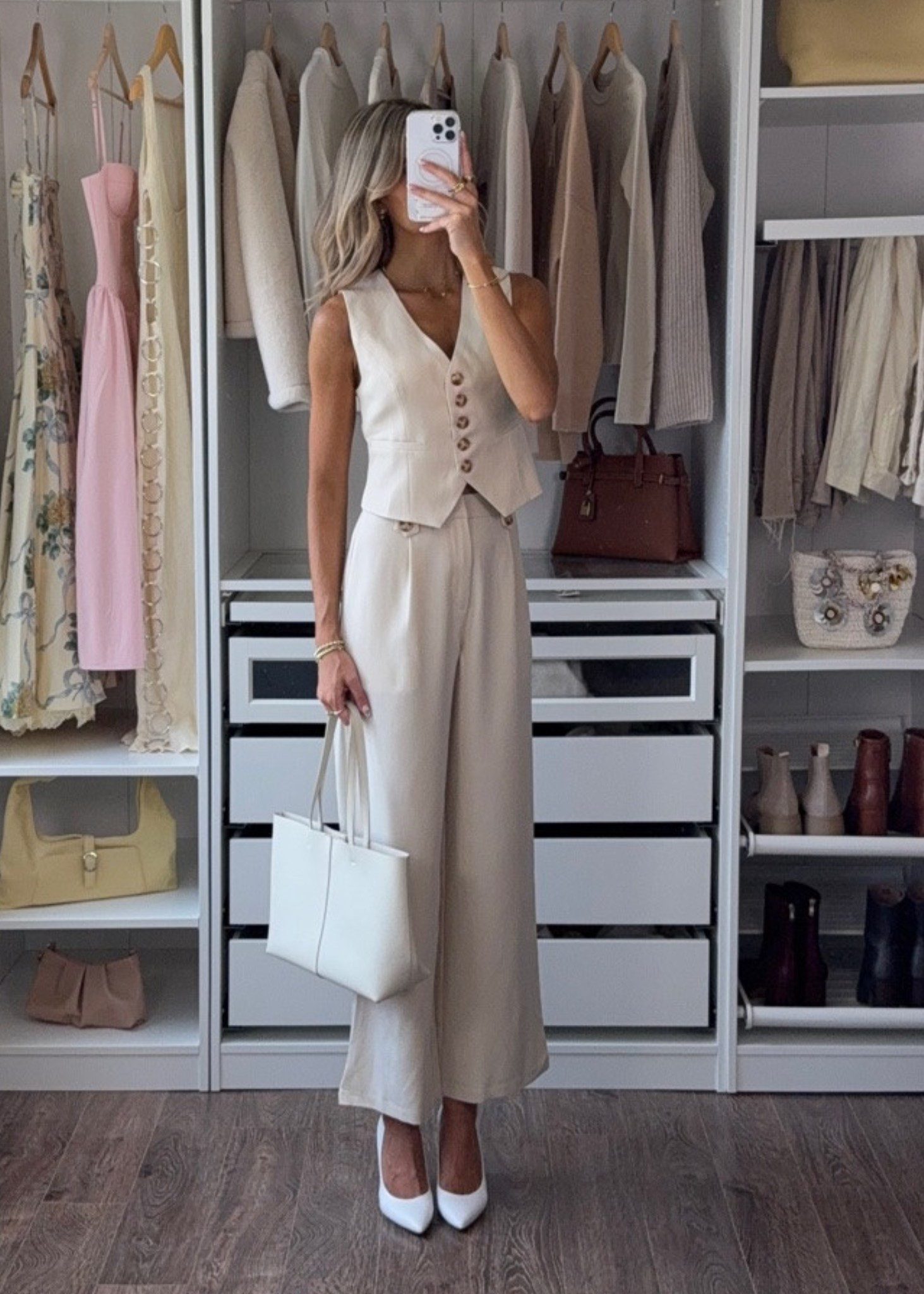 Corporate business casual outfit

#LTKWorkwear