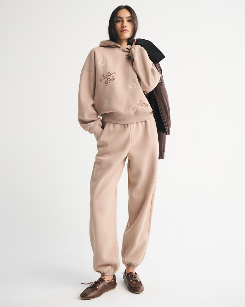 High Rise Sunday Barrel Sweatpant | Abercrombie & Fitch (US)