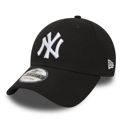 New York Yankees Essential Black 9FORTY Adjustable Cap | New Era Cap