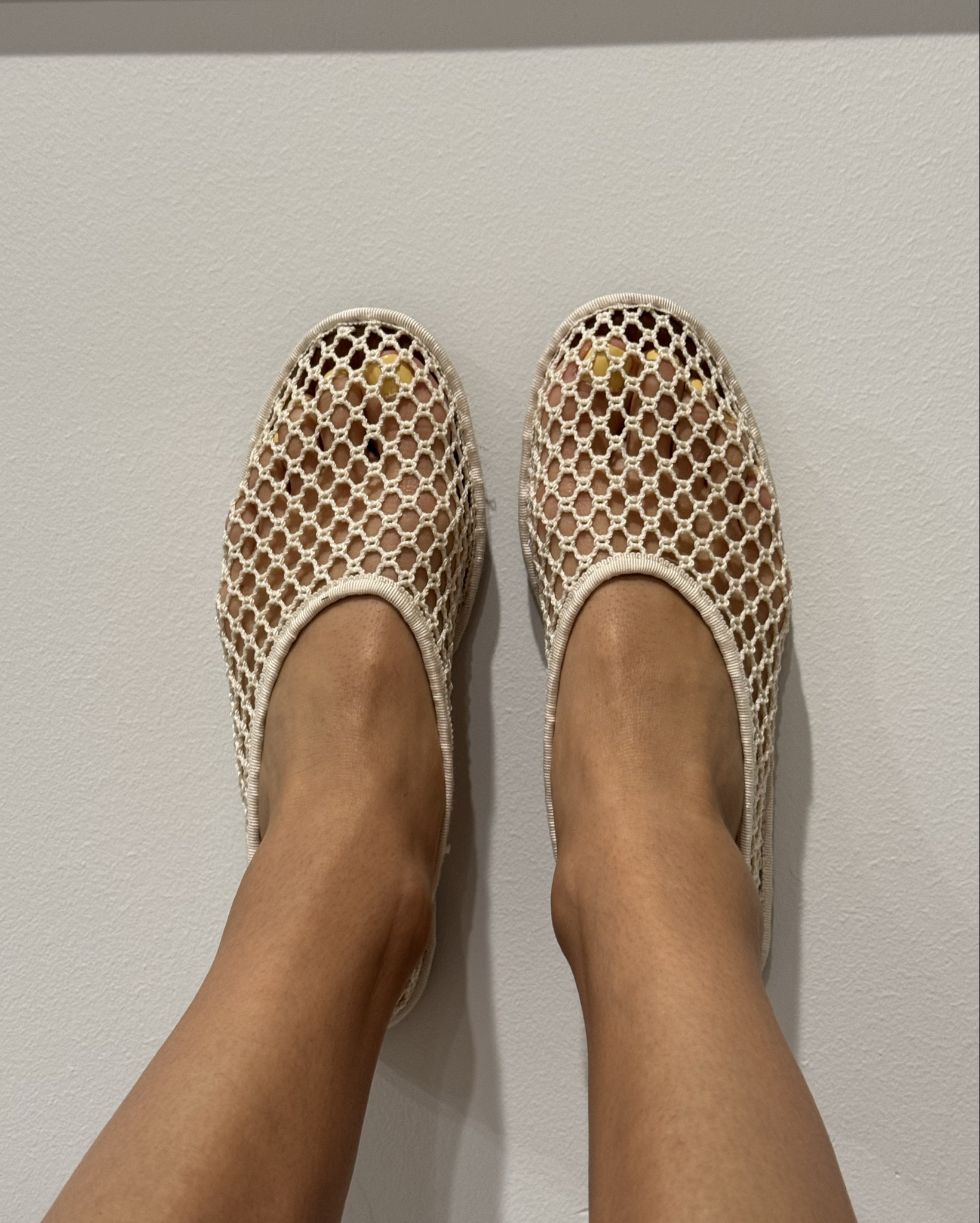 The cutest mesh flats that look just like anthro’s without the price tag! 

Size down!! Normally wear a 6.5 and I did size 6!! Also come in red!!

#LTKootd #LTKSeasonal