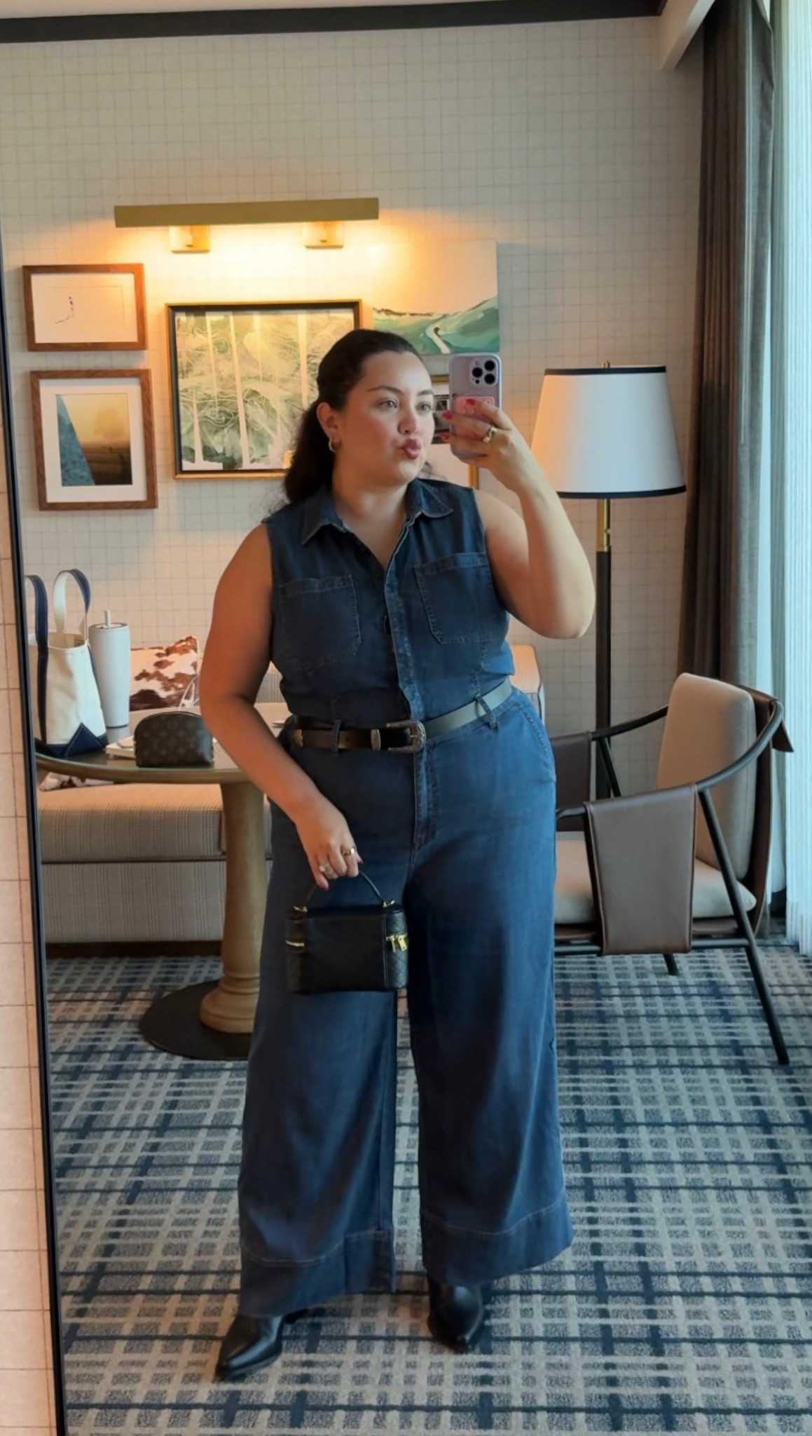 The cutest denim jumpsuit!!

#LTKCon #LTKMidsize #LTKSeasonal