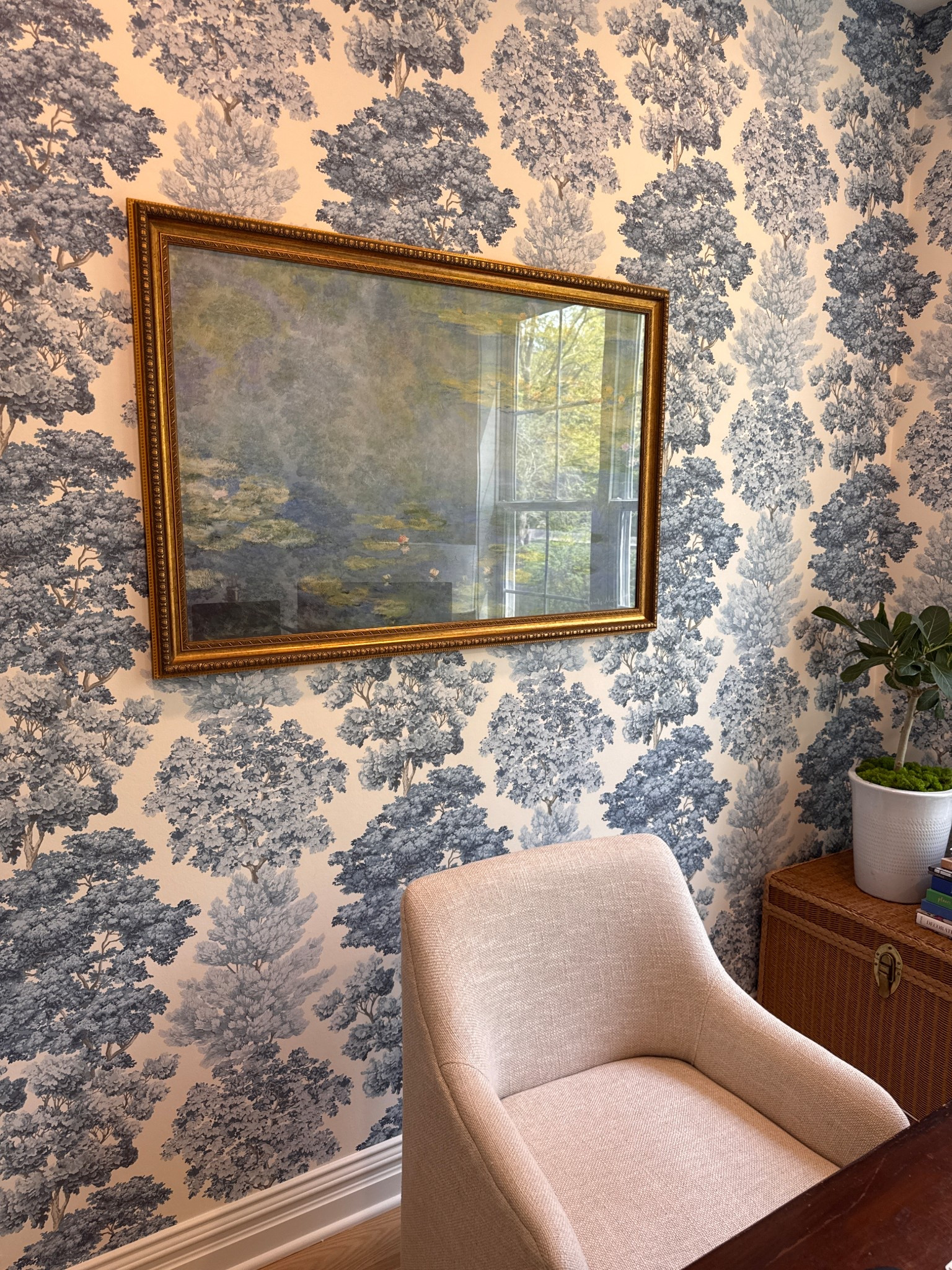 My office chair is on sale for MDW, favorite thing about it is the covered wheels  

#LTKHome #LTKSaleAlert #LTKFamily