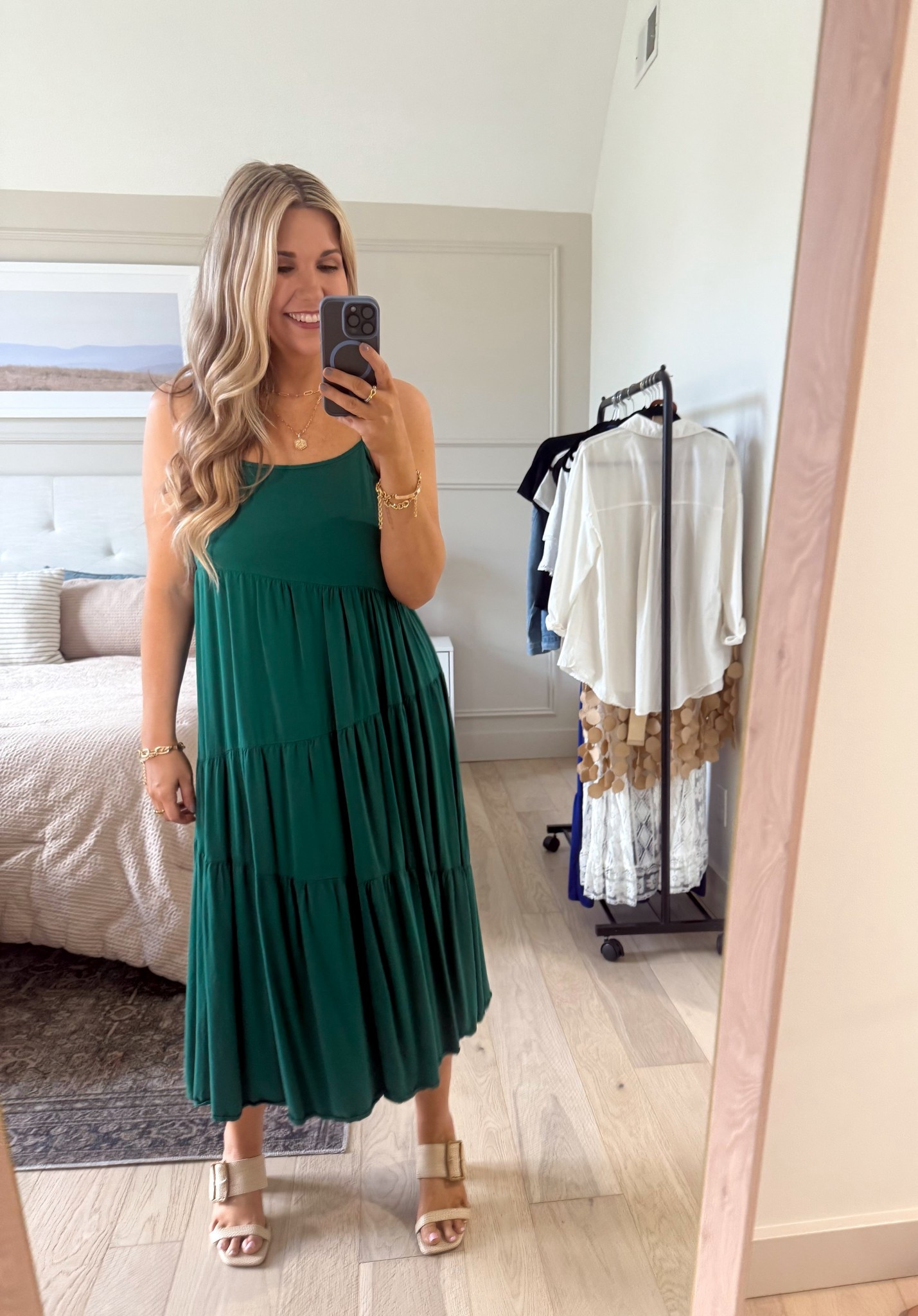 I’ve had this dress for years and it’s still my go-to! 💚

#LTKShoeCrush #LTKSummerEdit #LTKStyleTip