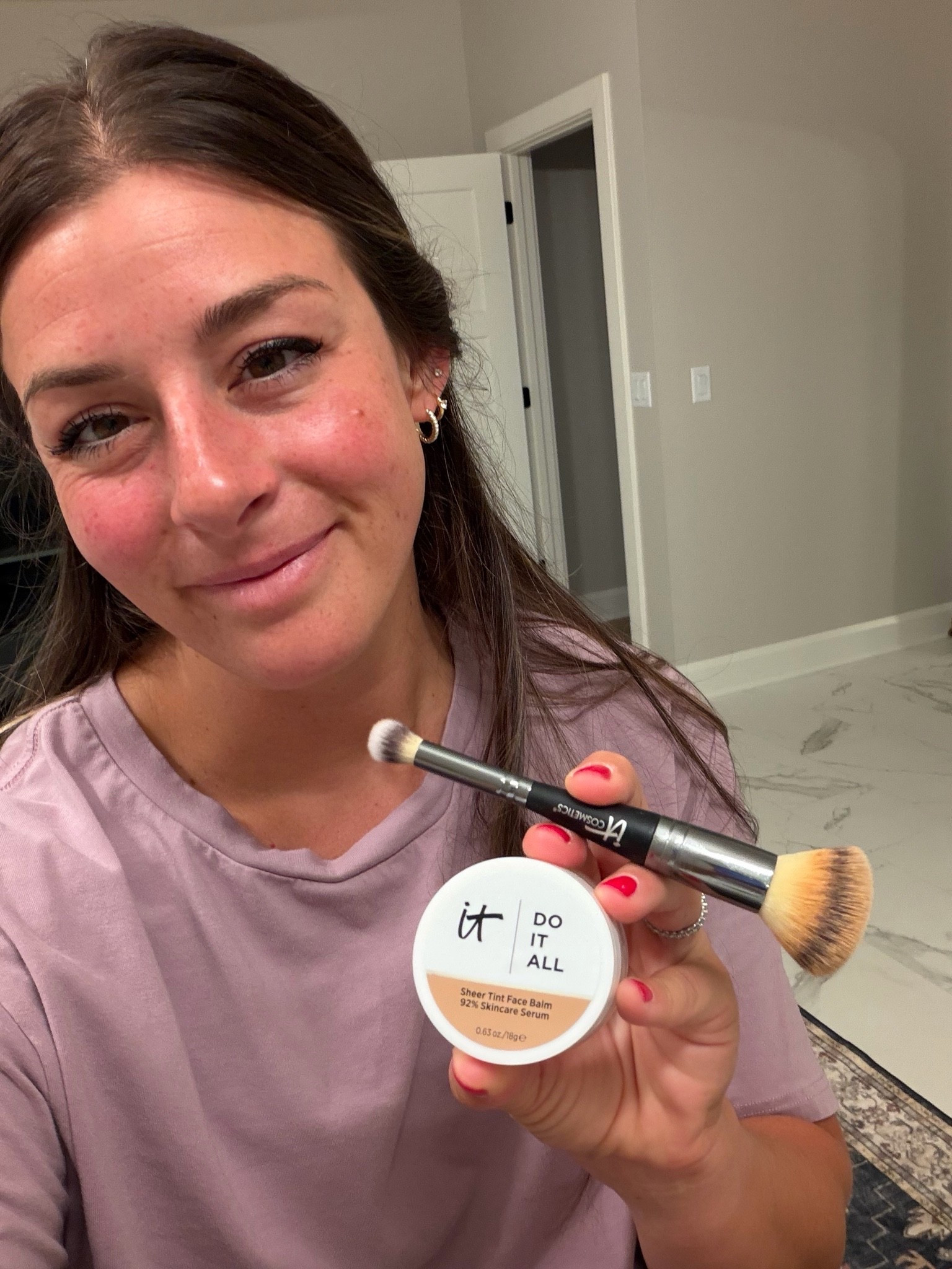 Perfect make up for transitioning from summer to fall! Serum infused face balm!
