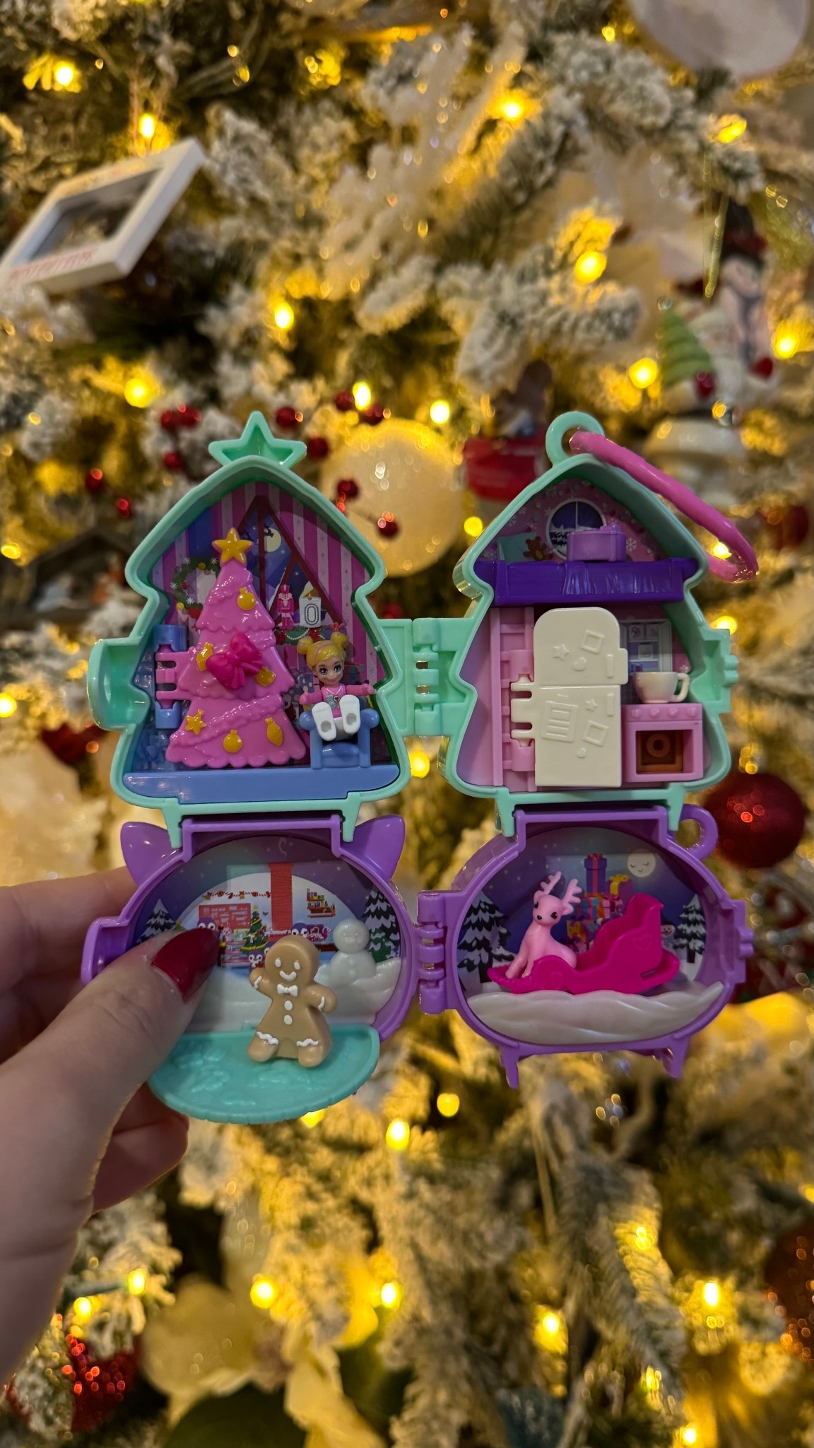 Christmas Polly Pocket! 

Stocking stuffers 
Christmas gifts for kids 
Advent calendar 

#LTKHoliday #LTKKids #LTKGiftGuide