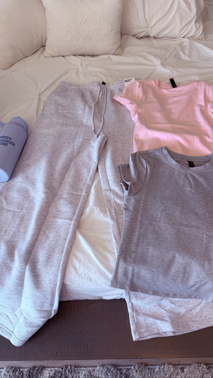 Back to school shopping for my teenage daughter

#LTKKids #LTKootd #LTKmomlife