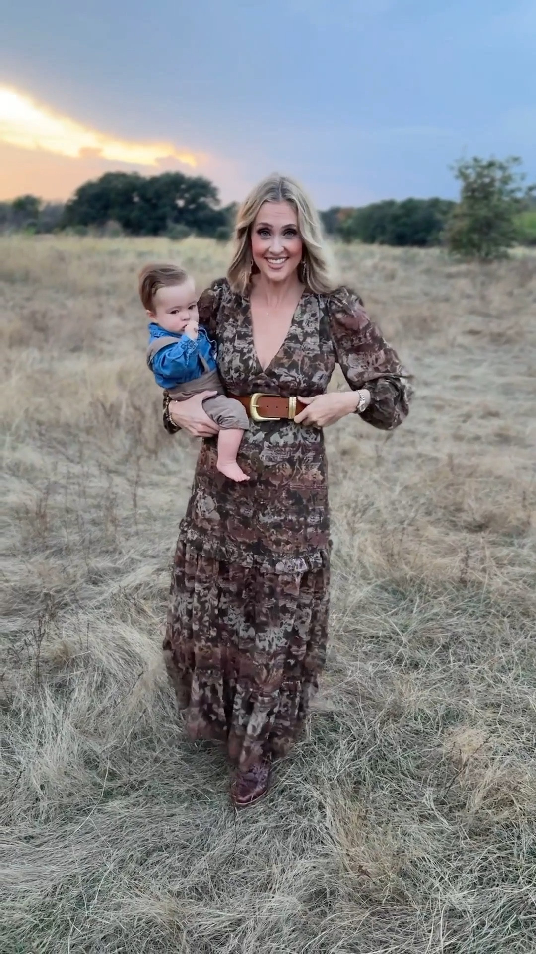 Christmas Card Family Outfits 🎄✨ (With Sizing Details)

Our Christmas card family outfits this year — keeping it classic, neutral, and photo-ready. Linking every exact piece we used:

My outfit:
• Raindance Floral Long Sleeved Maxi Dress (12th Tribe) — size Medium
• Jasper Brown + Gold Statement Belt
• Arabella Gold + Black Statement Earrings

Boys’ outfits (Janie & Jack — all on major sale):
• Gingham sherpa-lined shacket
• Quilted vest
• Rust button-down shirt
• Light-wash jeans
• Brown corduroy pants
• Denim one-piece
• Khaki pants

Everything coordinates beautifully for holiday photos, Christmas cards, and winter family portraits — warm neutrals, soft textures, and timeless cuts that photograph well in both outdoor and indoor settings.

Shop all outfits below ↓
Christmas card outfits | family photo outfits | neutral holiday looks | Janie & Jack boys | 12th Tribe dress Medium