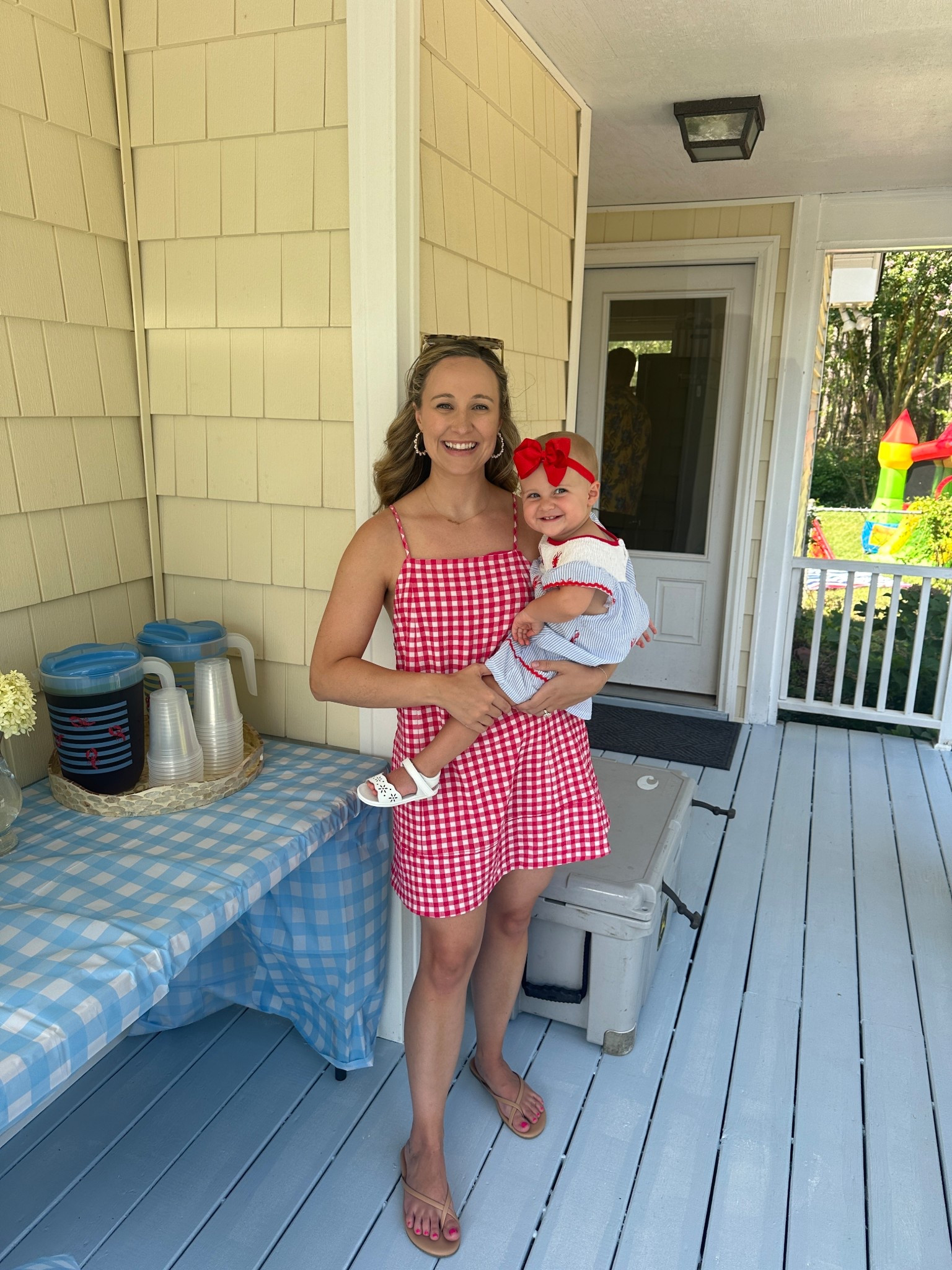 I’m in a medium but should have done a small because it runs big! 

#LTKSeasonal #LTKSaleAlert #LTKPetite