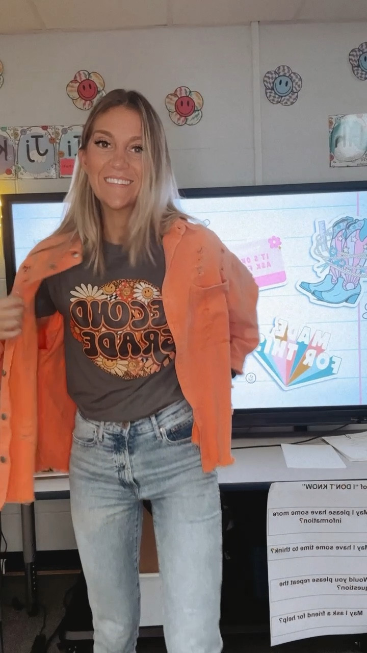 Teacher outfit / fall shacket / amazon fashion

Jacket fits oversized but not too big- wearing my usual medium!

#LTKstyletip