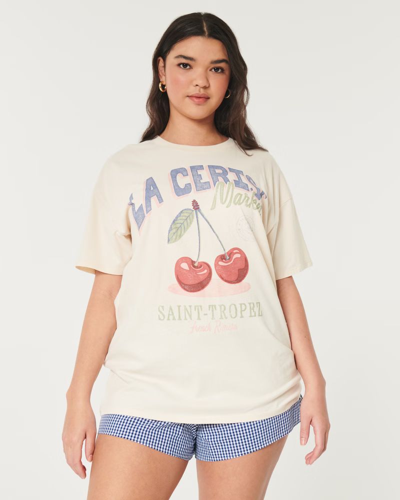 Oversized La Cerise Market Graphic Tee | Hollister (US)