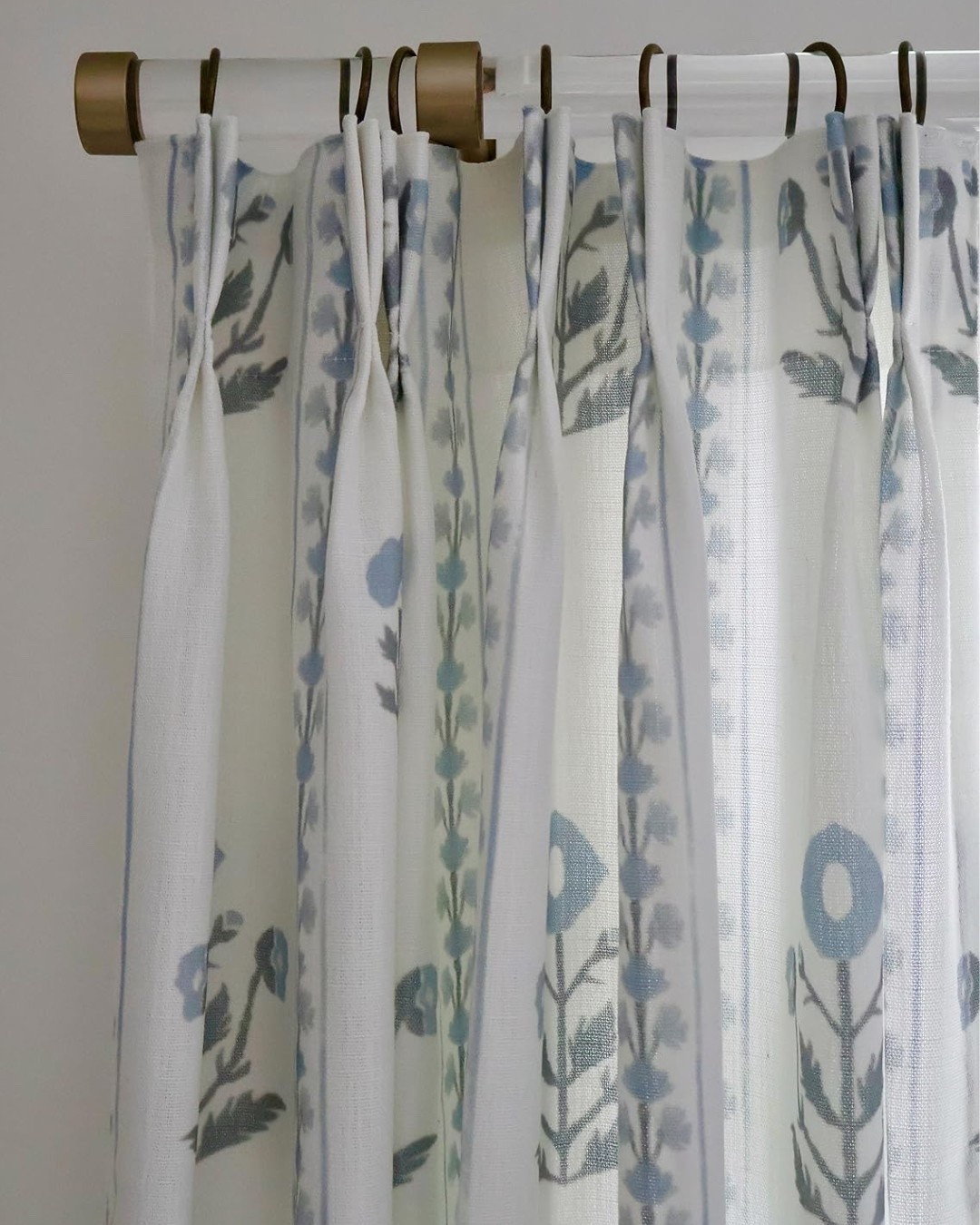The prettiest pinch pleat curtains from Amazon! 

#LTKHome #LTKFindsUnder50